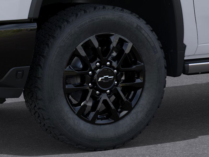 2026 Chevrolet Silverado 2500HD LTZ photo 9