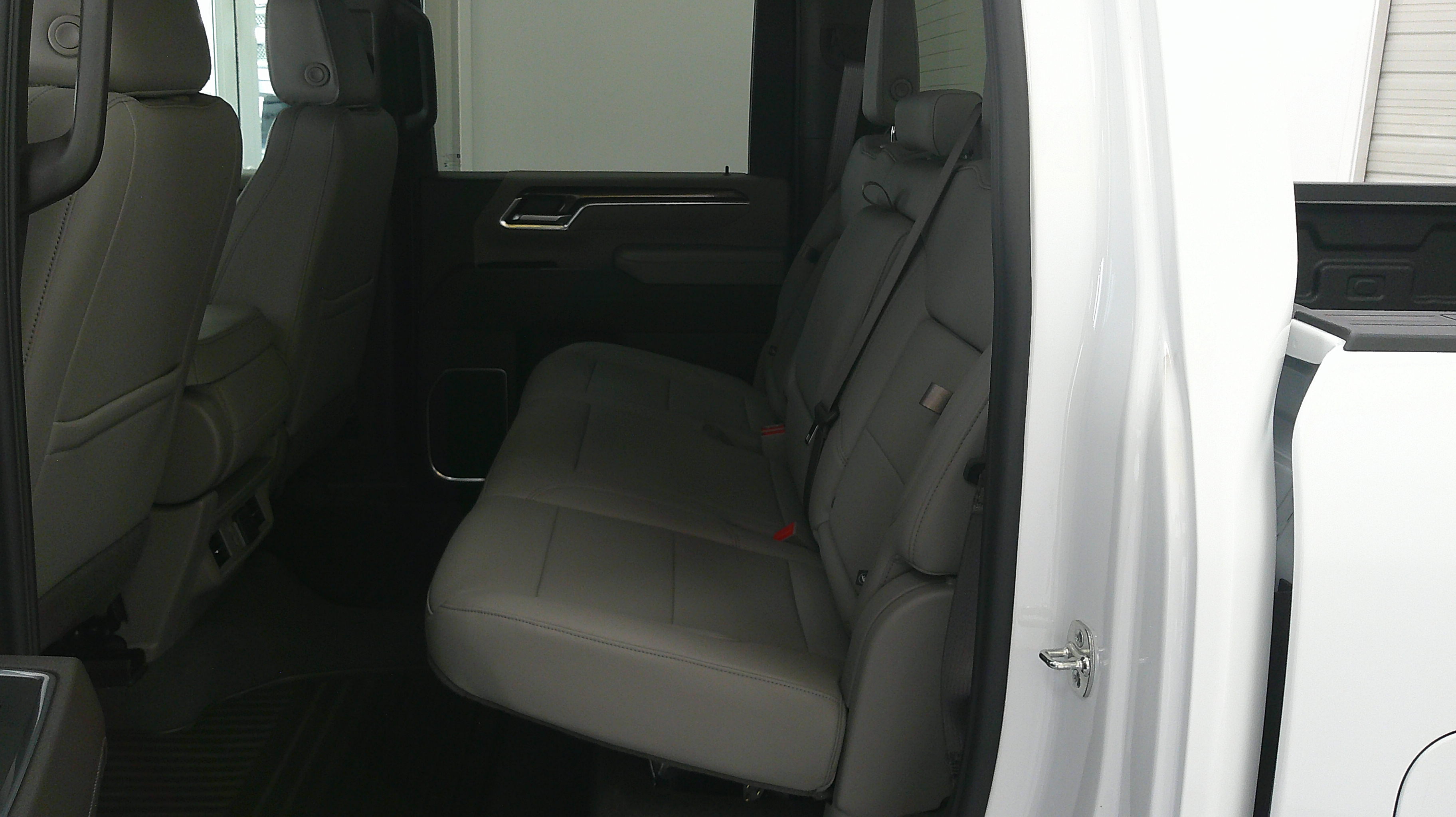 2026 Chevrolet Silverado 2500 HD LTZ - Photo 14