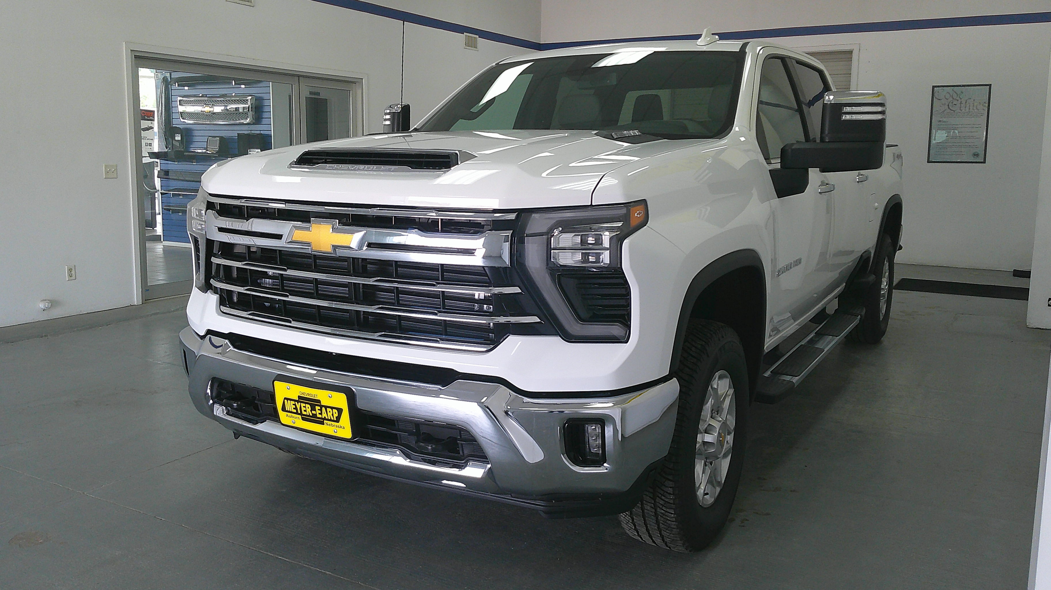 2026 Chevrolet Silverado 2500 HD LTZ - Photo 8