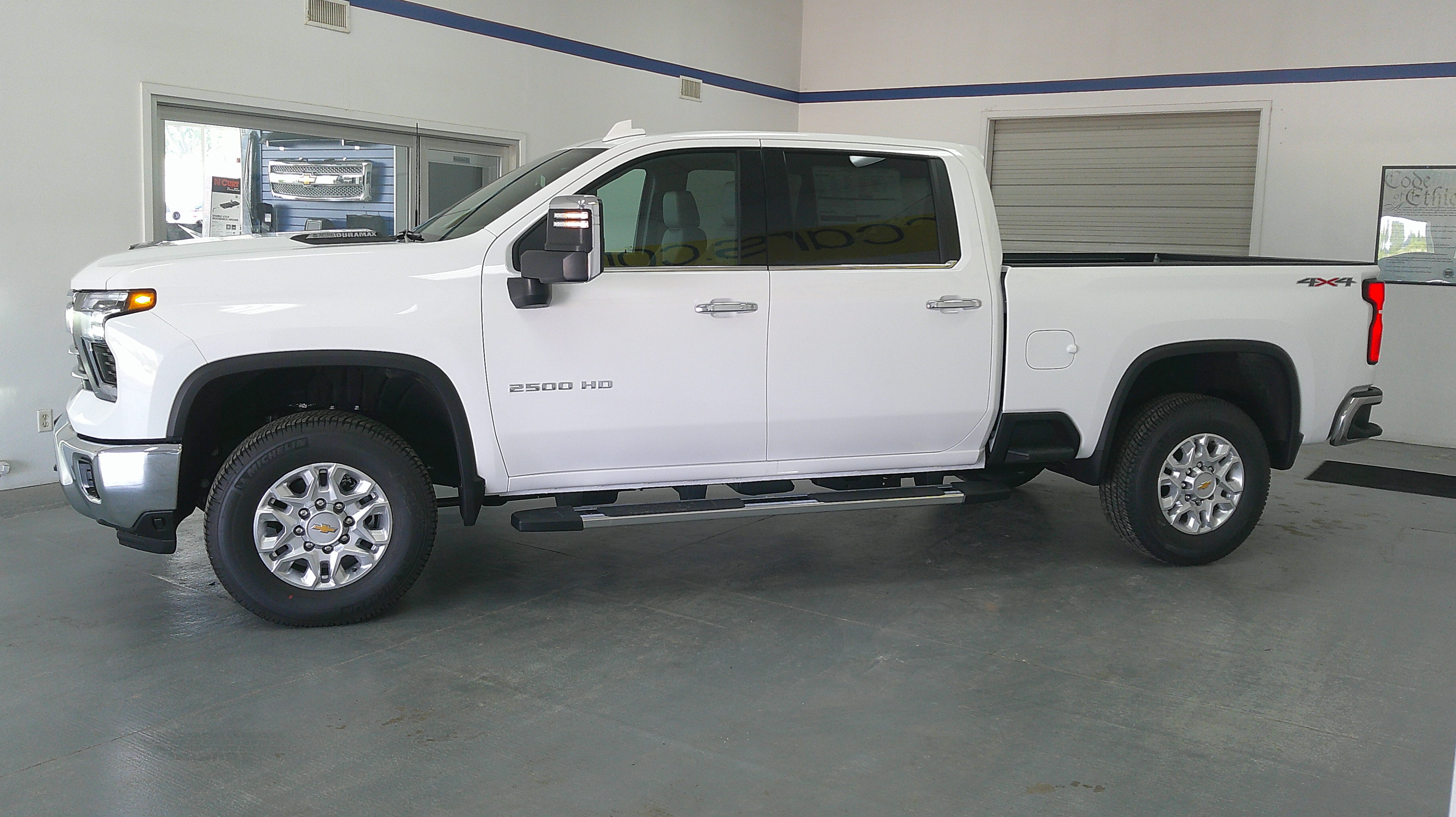 2026 Chevrolet Silverado 2500 HD LTZ - Photo 10