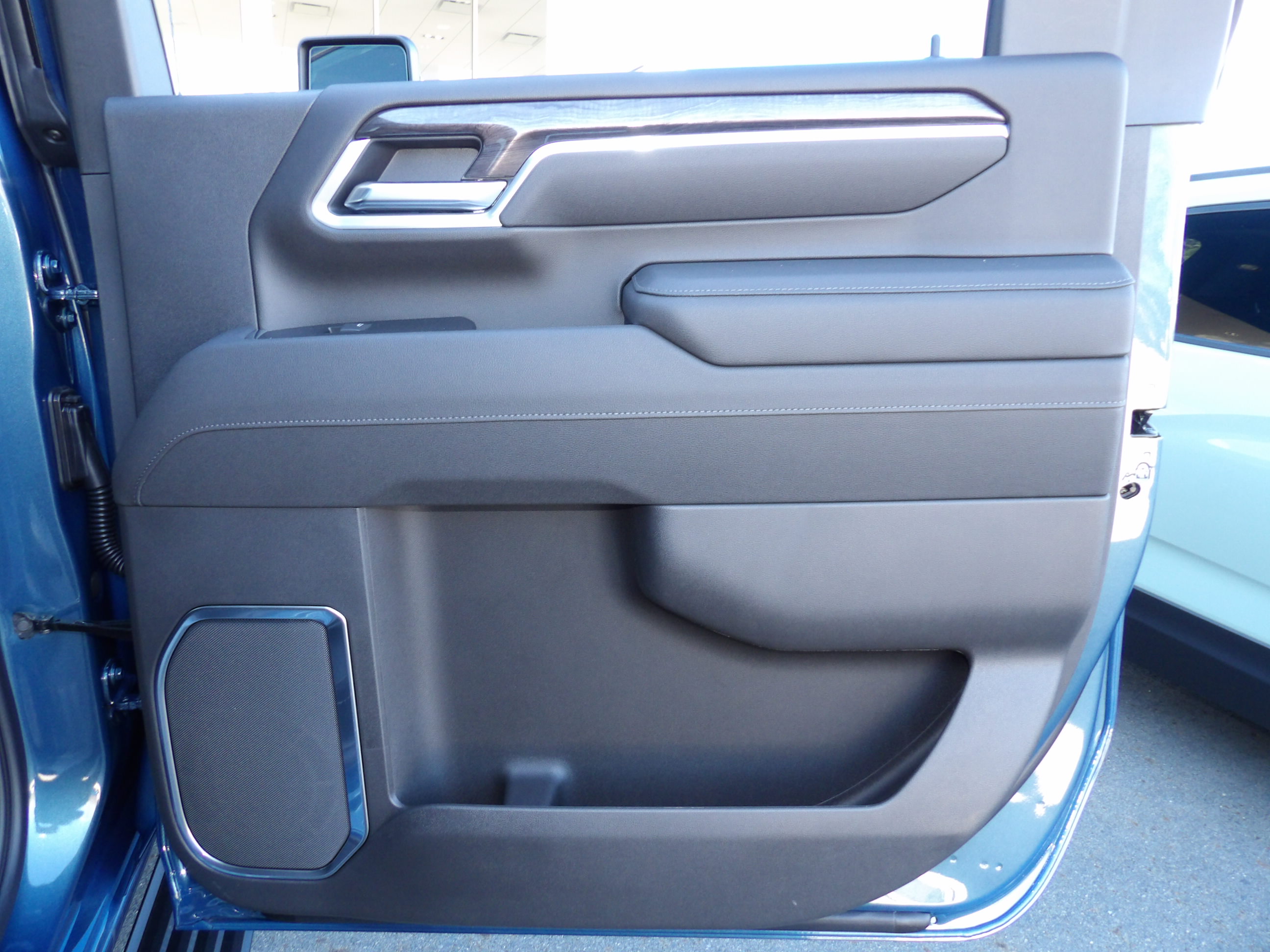2026 Chevrolet Silverado 2500 HD LTZ - Photo 41