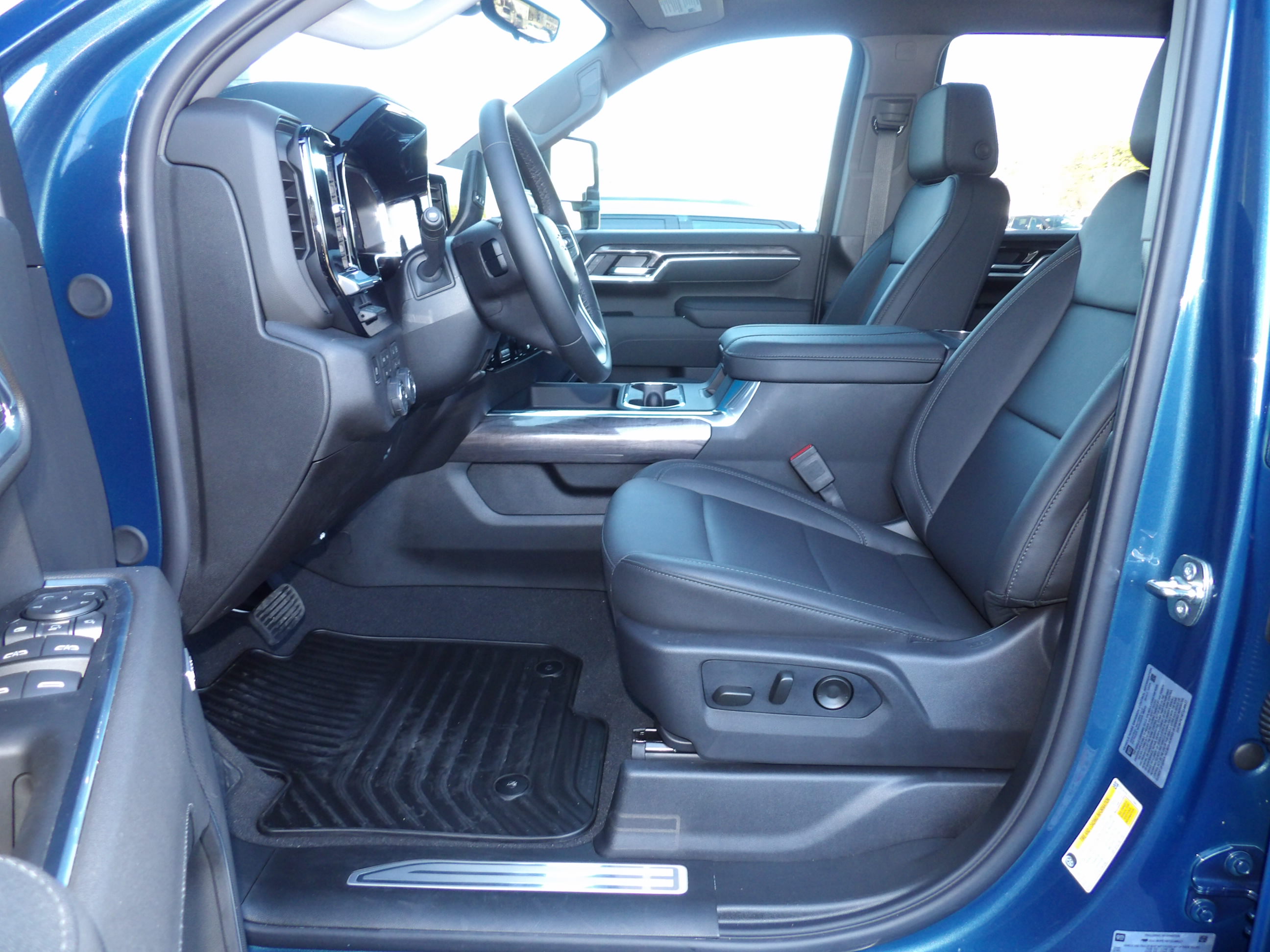 2026 Chevrolet Silverado 2500 HD LTZ - Photo 19