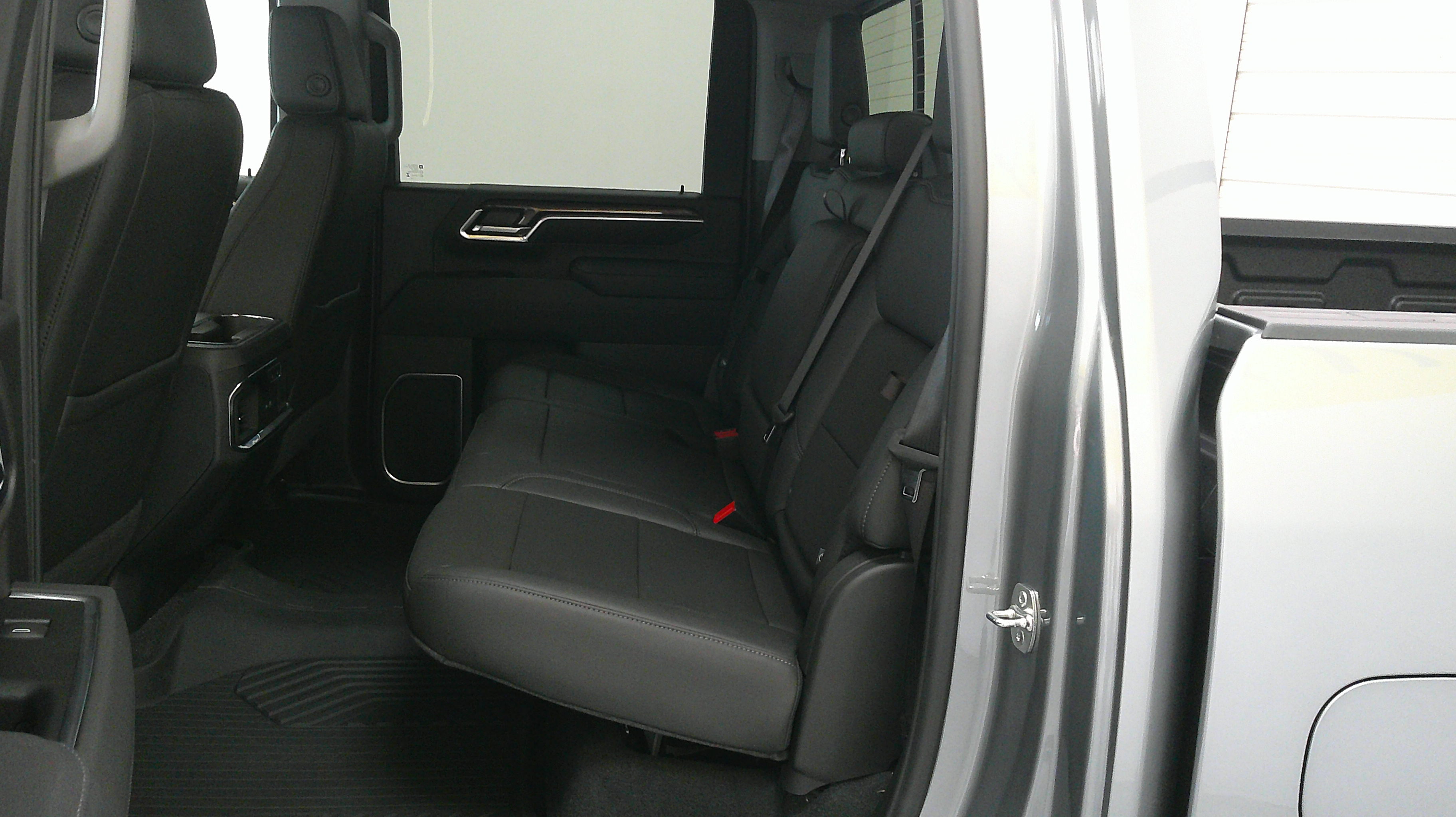 2026 Chevrolet Silverado 2500 HD LTZ - Photo 14