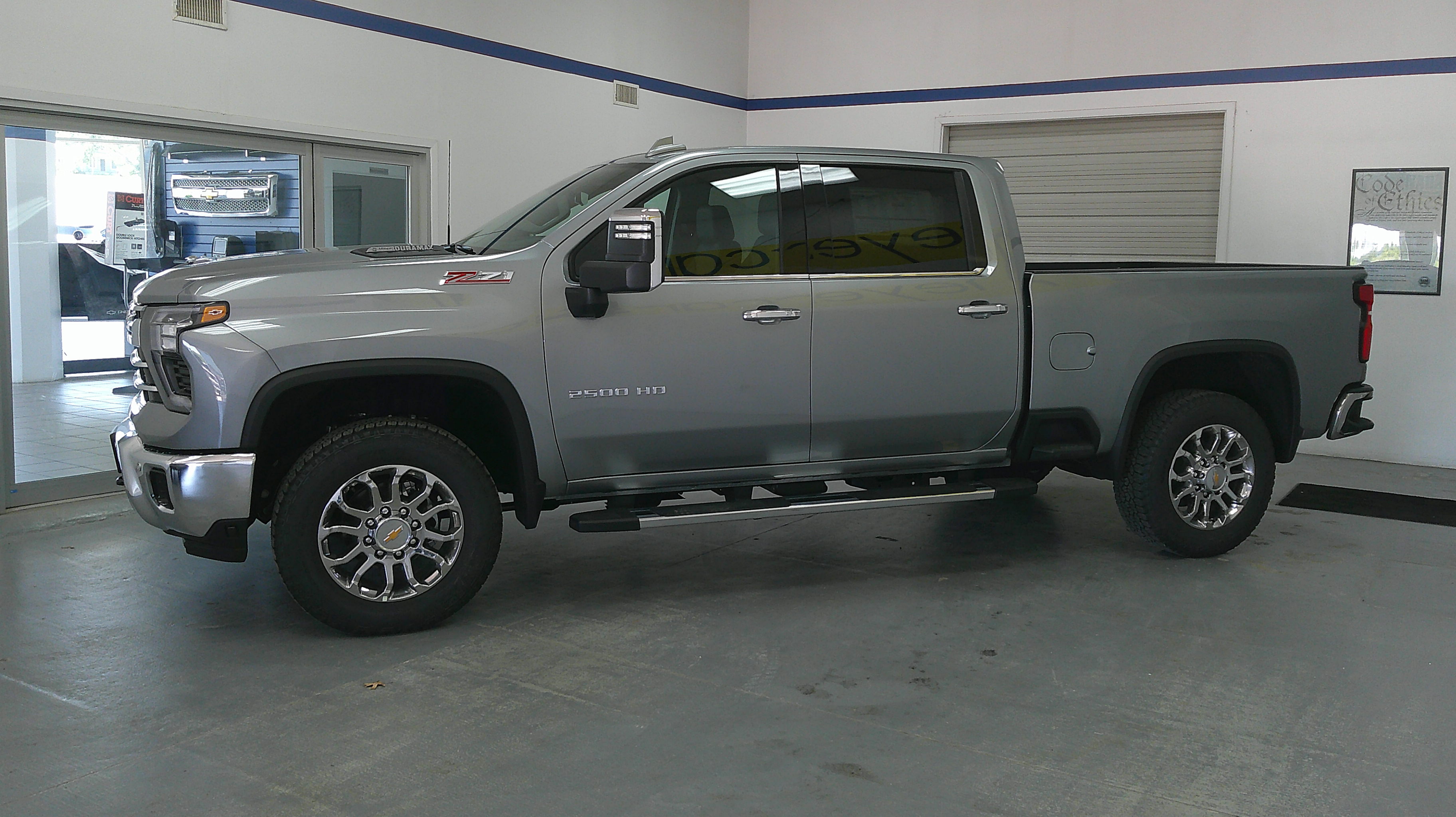 2026 Chevrolet Silverado 2500 HD LTZ - Photo 10