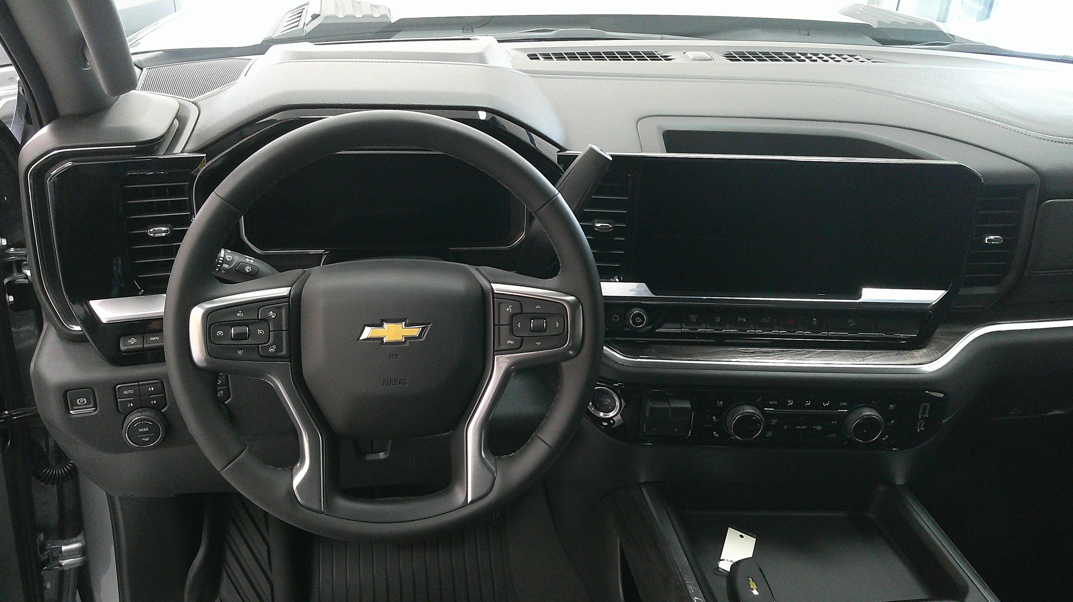2026 Chevrolet Silverado 2500 HD LTZ - Photo 16