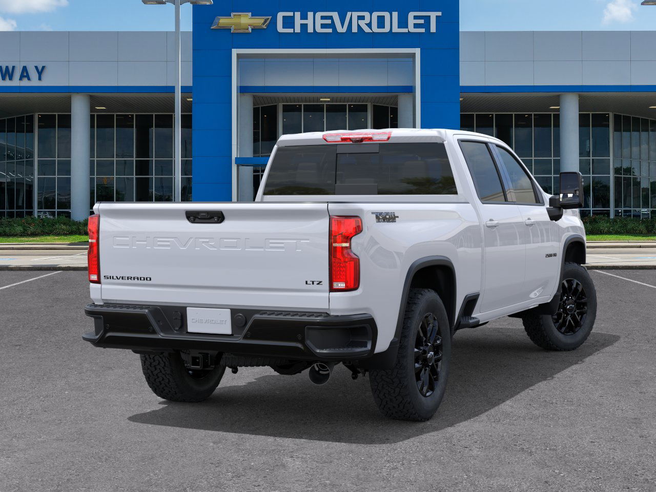 2025 Chevrolet Silverado 2500HD LTZ photo 4