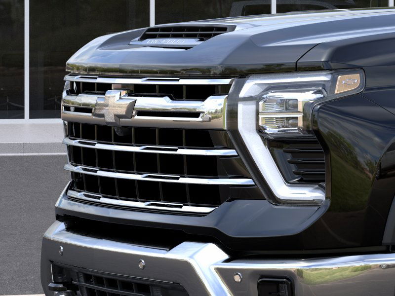 2025 Chevrolet Silverado 2500HD LTZ photo 13
