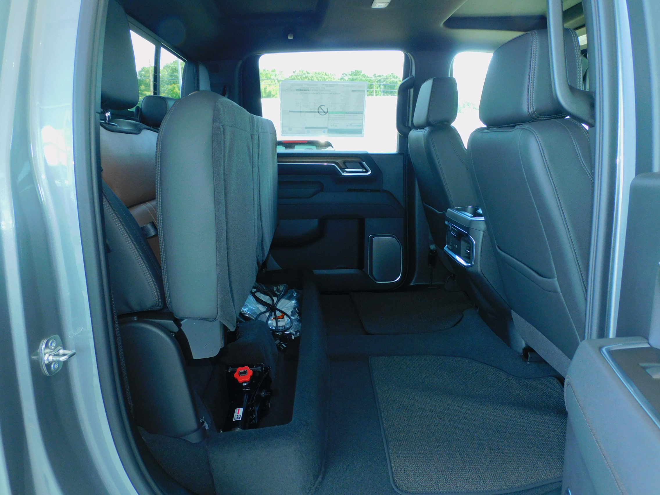 New 2026 Sterling Gray Metallic Chevrolet High Country image 28