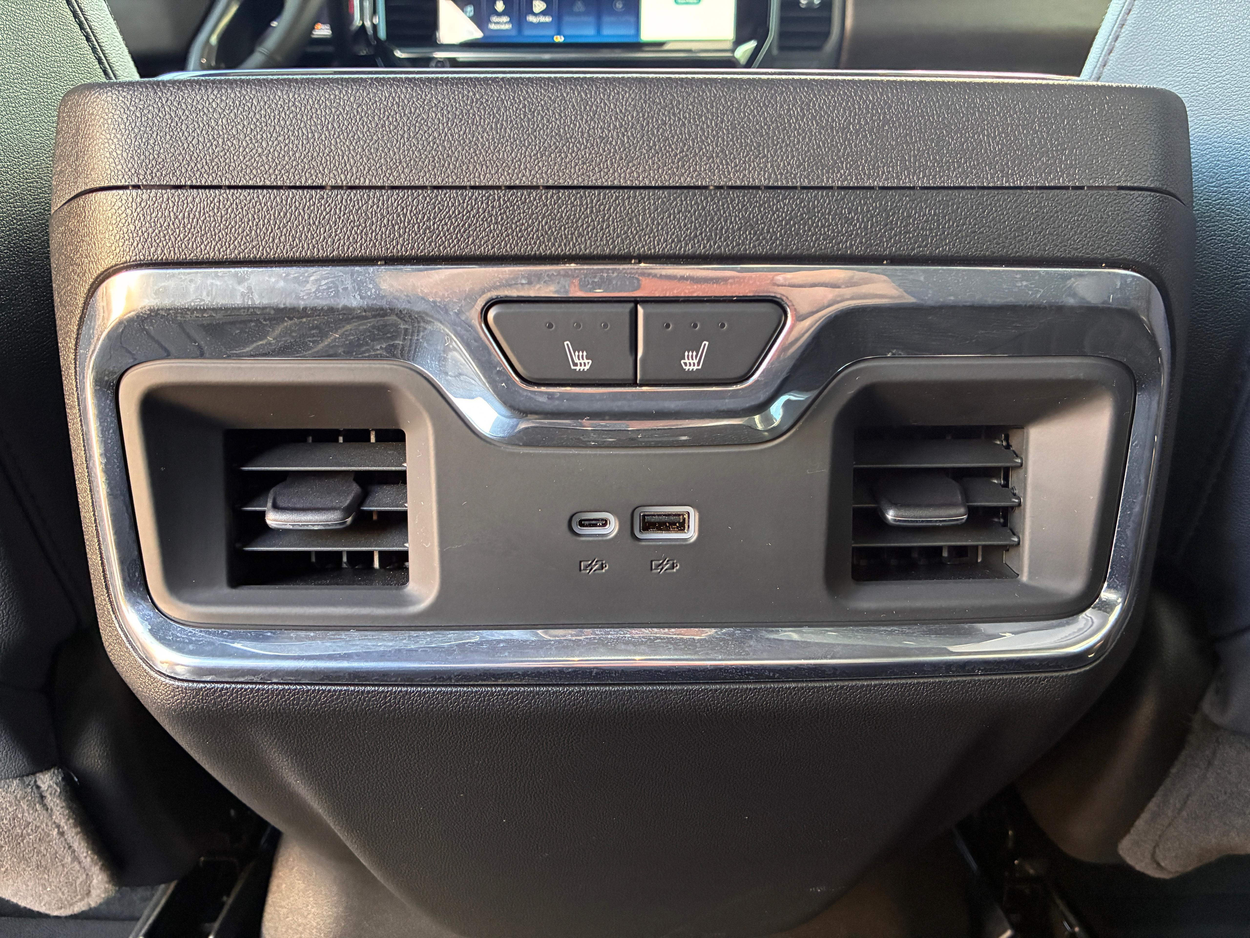 2025 Chevrolet Silverado 2500 HD High Country - Photo 34