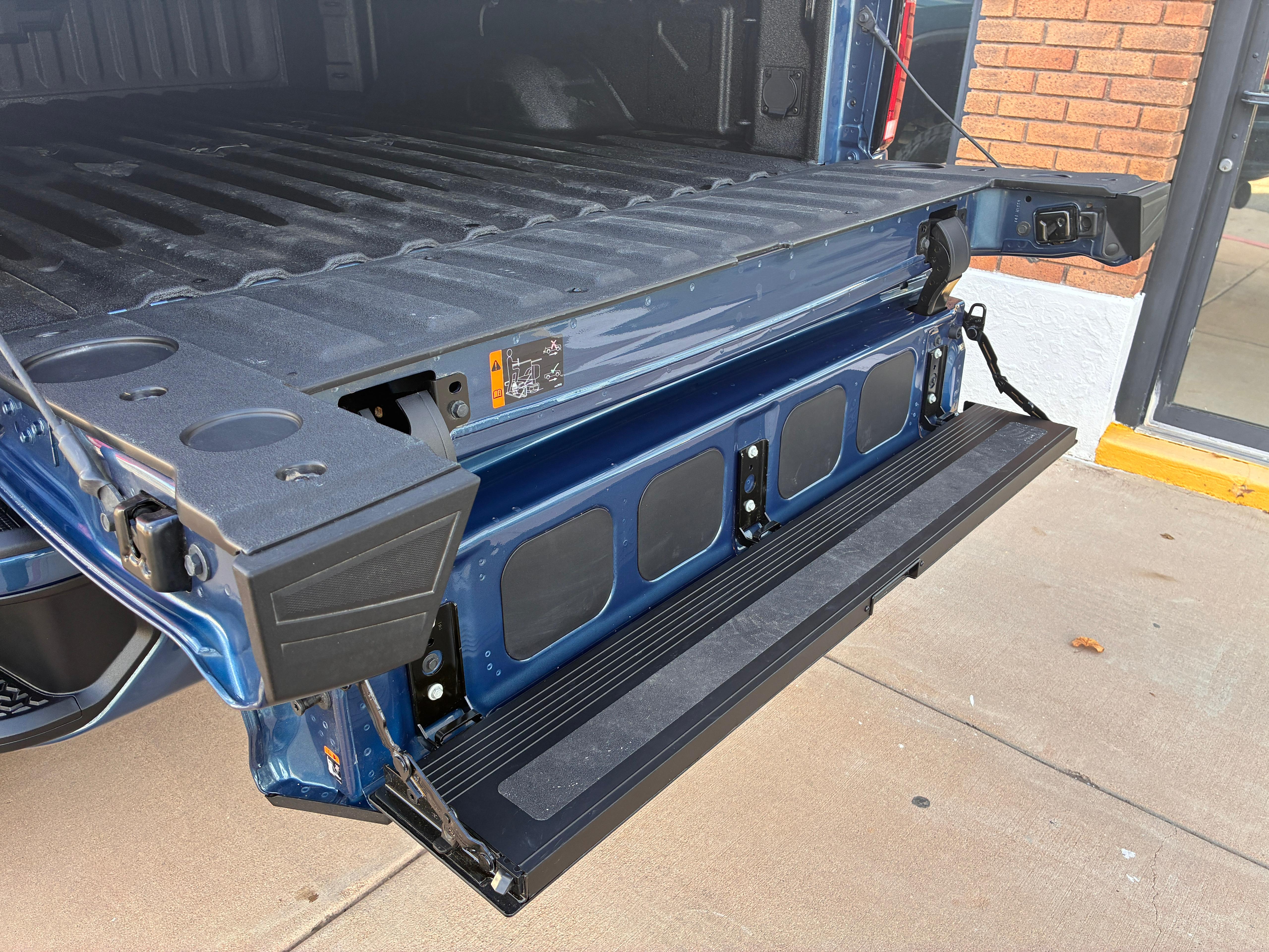 2025 Chevrolet Silverado 2500 HD High Country - Photo 10