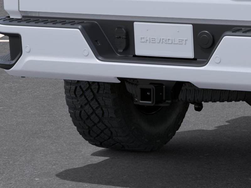 New 2026 Summit White Chevrolet ZR2 image 38