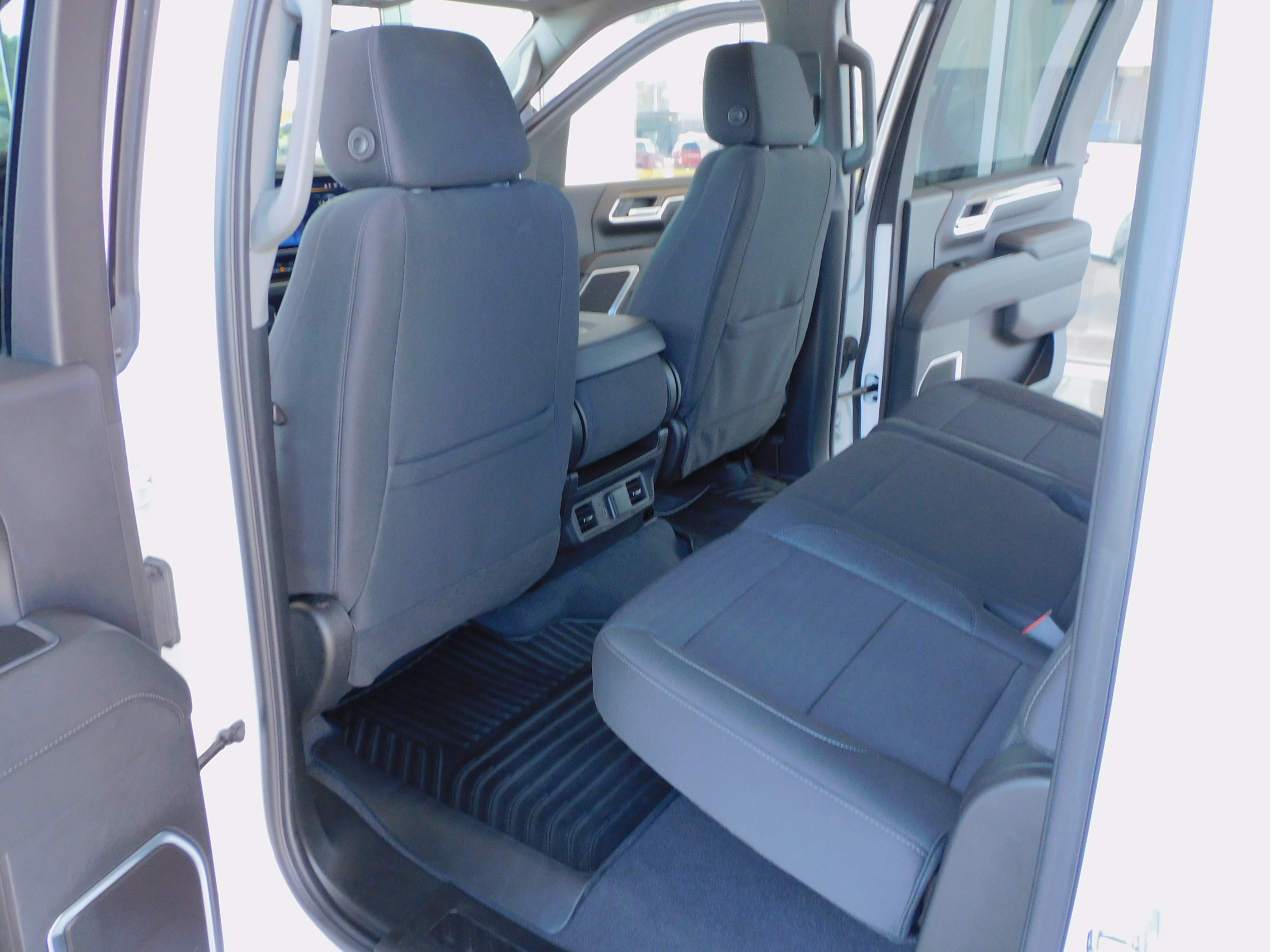 2024 Chevrolet Silverado 2500HD LT photo 19