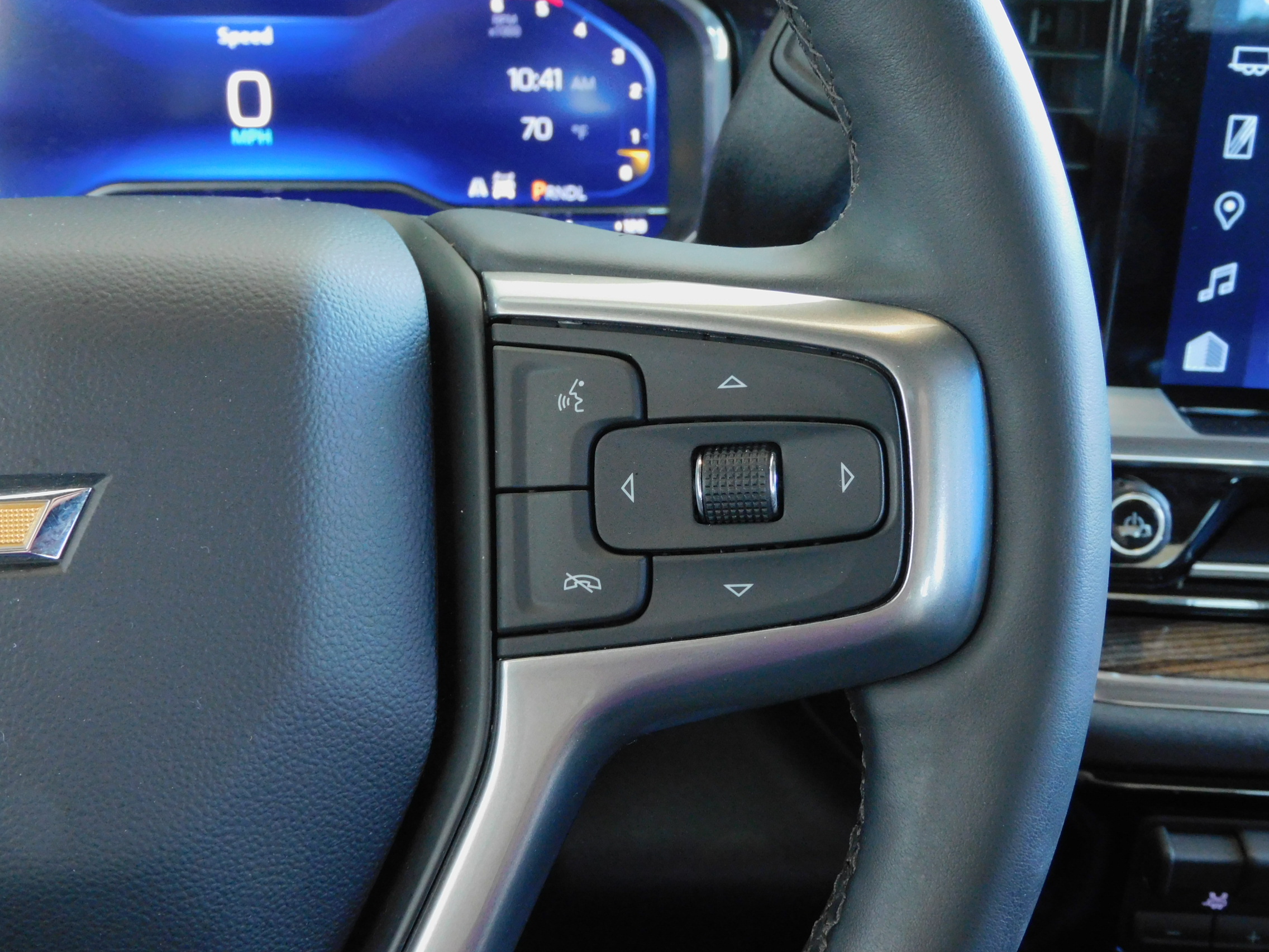 2024 Chevrolet Silverado 2500HD LT photo 26