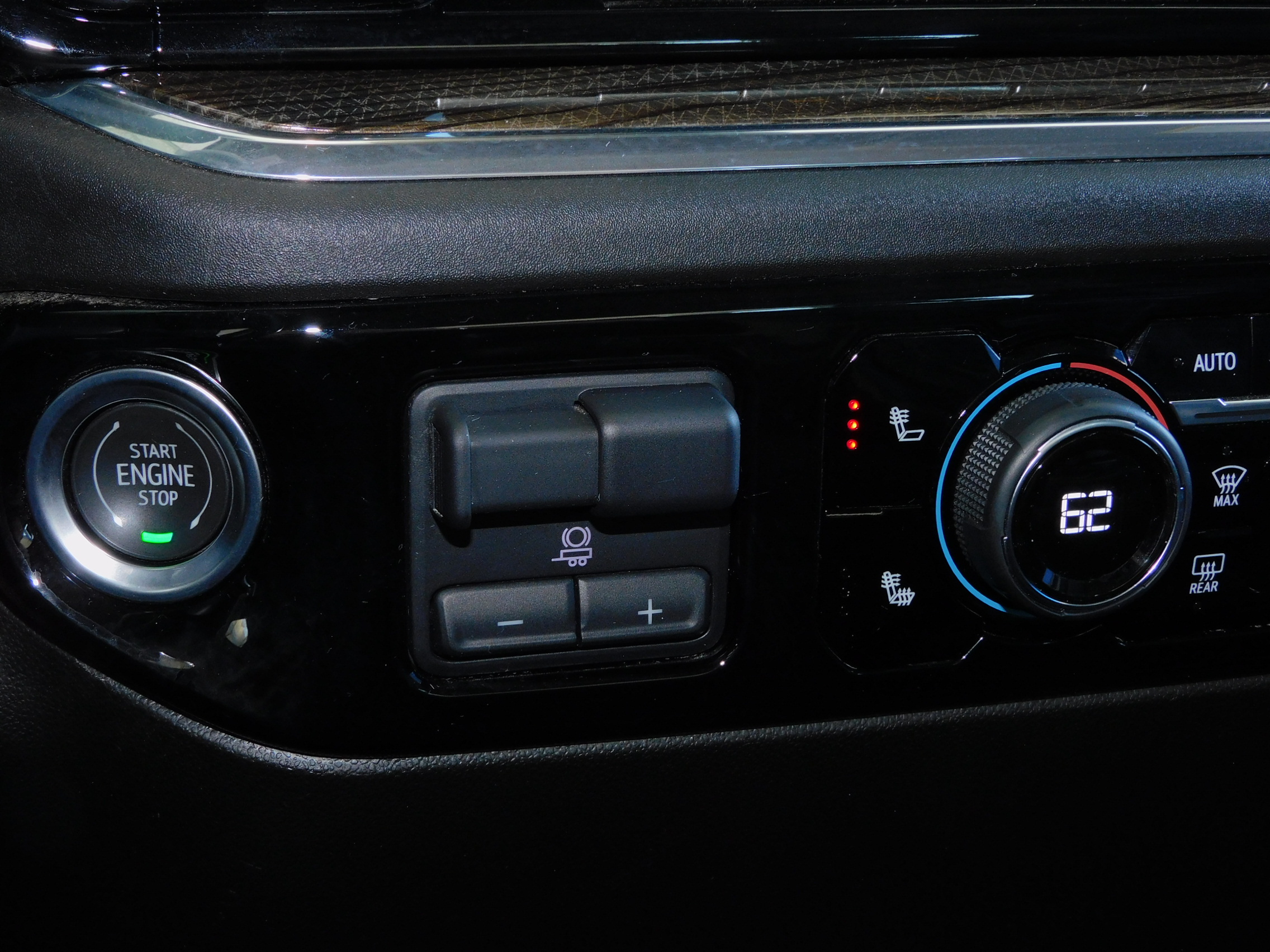2024 Chevrolet Silverado 2500HD LT photo 5