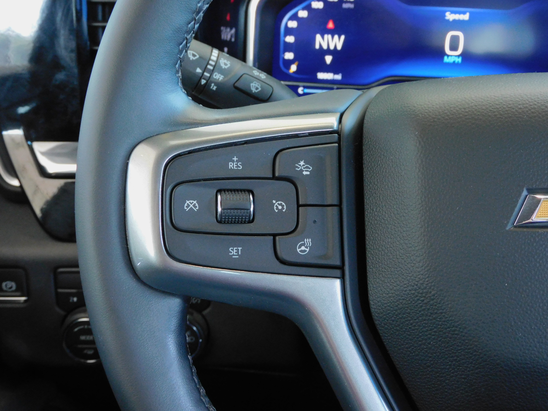 2024 Chevrolet Silverado 2500HD LT photo 25