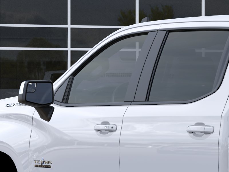 New 2026 Summit White Chevrolet LT image 32