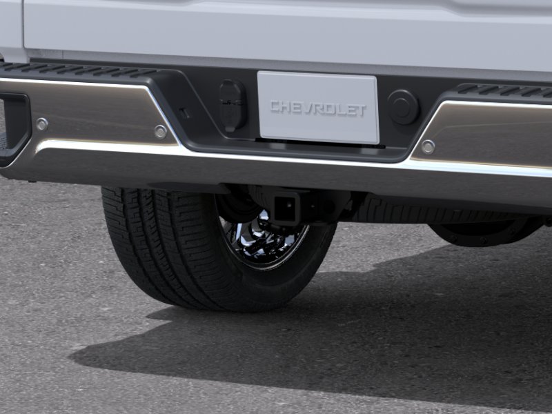 New 2026 Summit White Chevrolet LTZ image 38