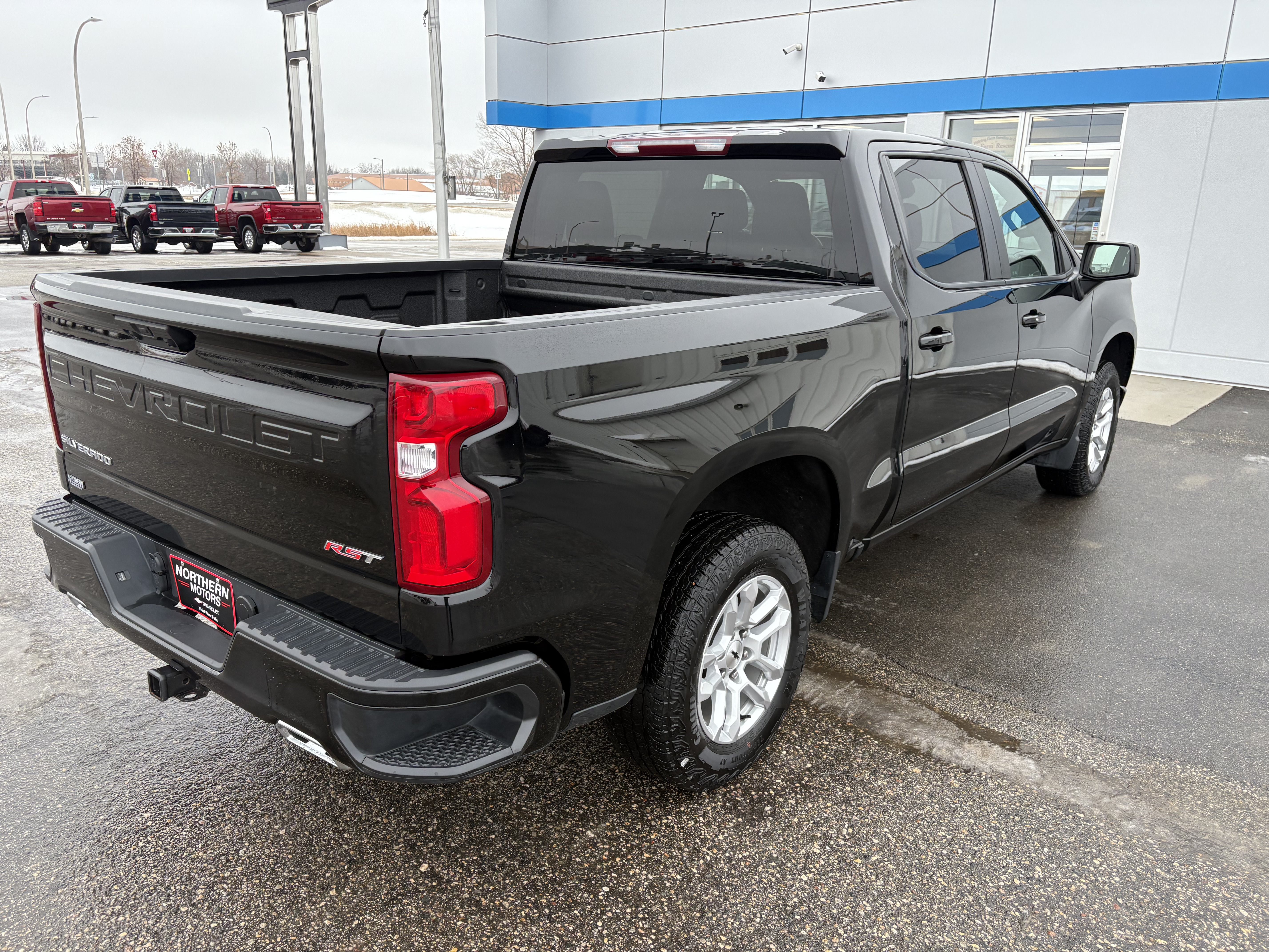 Used 2022 Chevrolet Silverado 1500 RST with VIN 2GCUDEED3N1516282 for sale in Thief River Falls, Minnesota