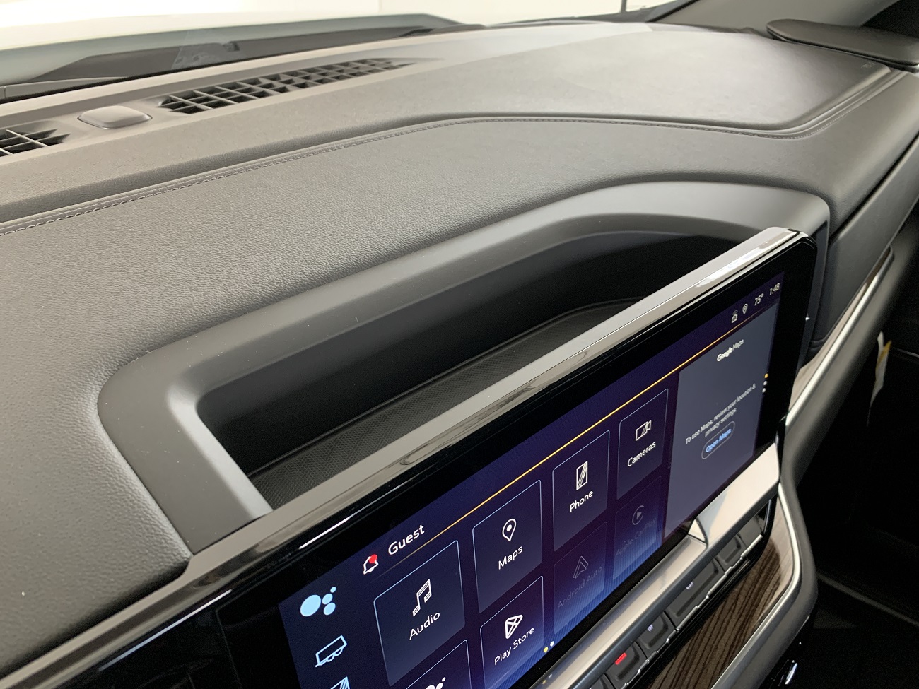 2024 Chevrolet Silverado 1500 RST photo 22