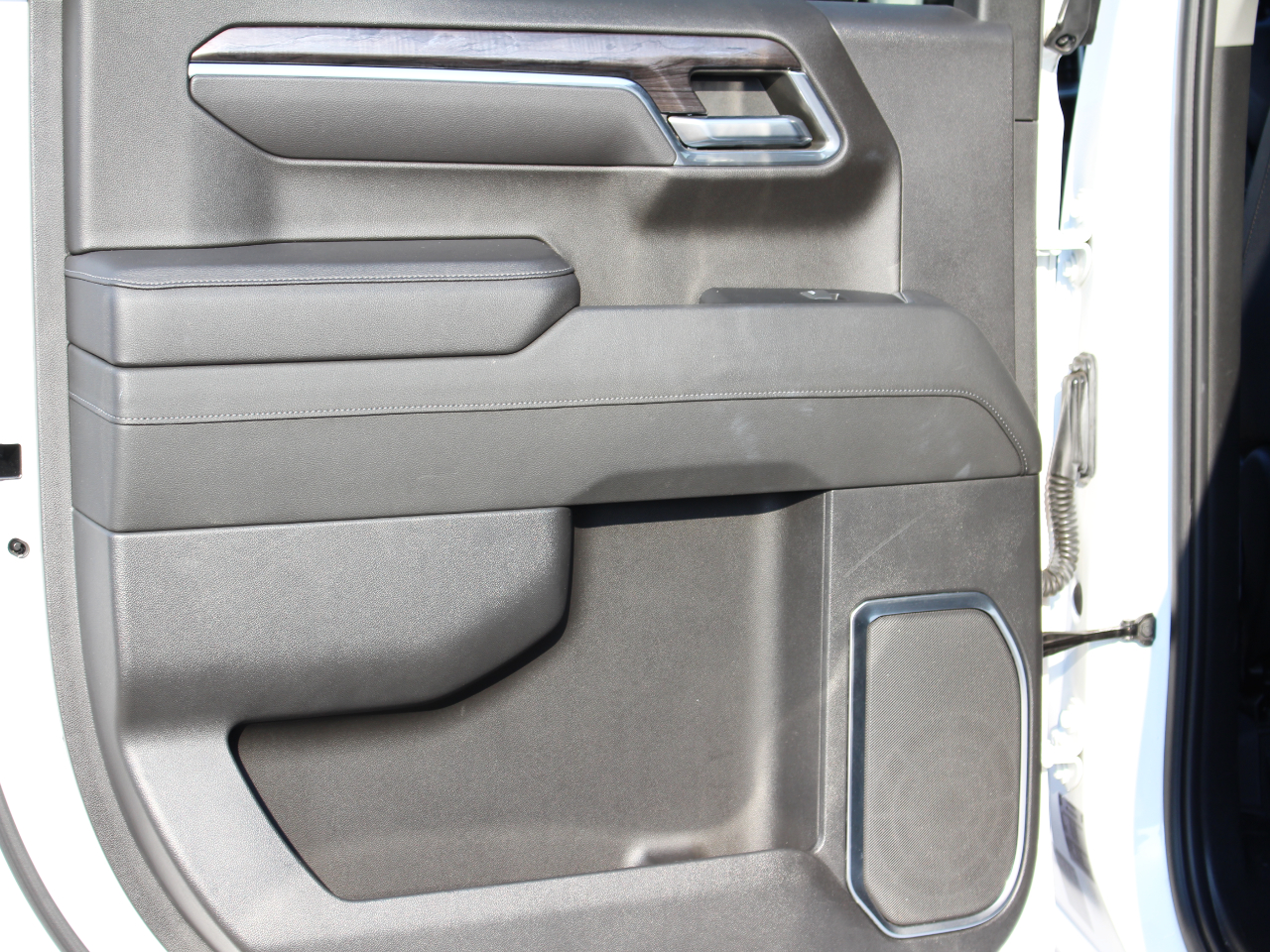 2023 Chevrolet Silverado 1500 LTZ - Photo 28