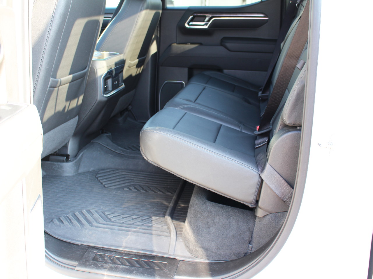 2023 Chevrolet Silverado 1500 LTZ - Photo 29