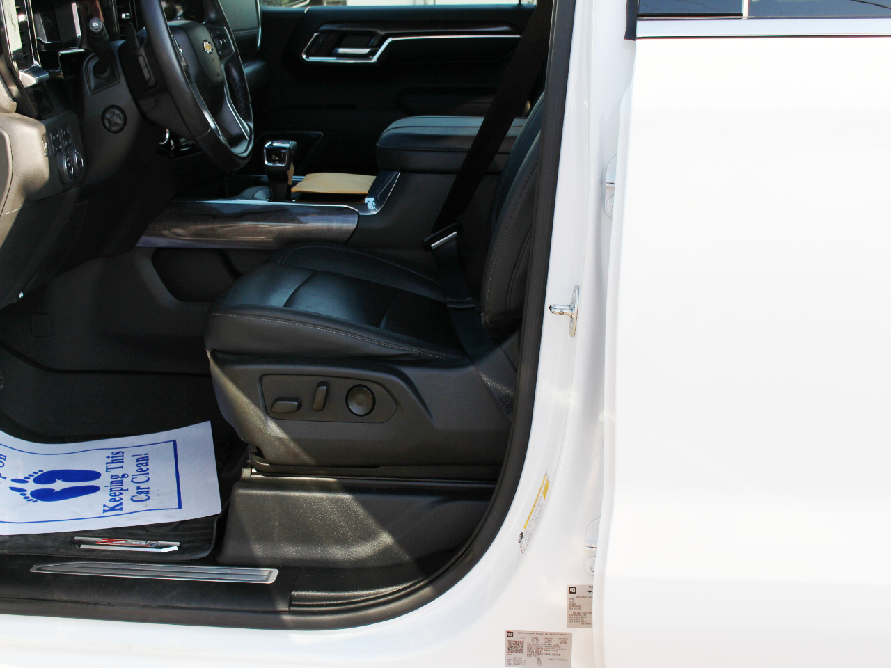 2023 Chevrolet Silverado 1500 LTZ - Photo 12