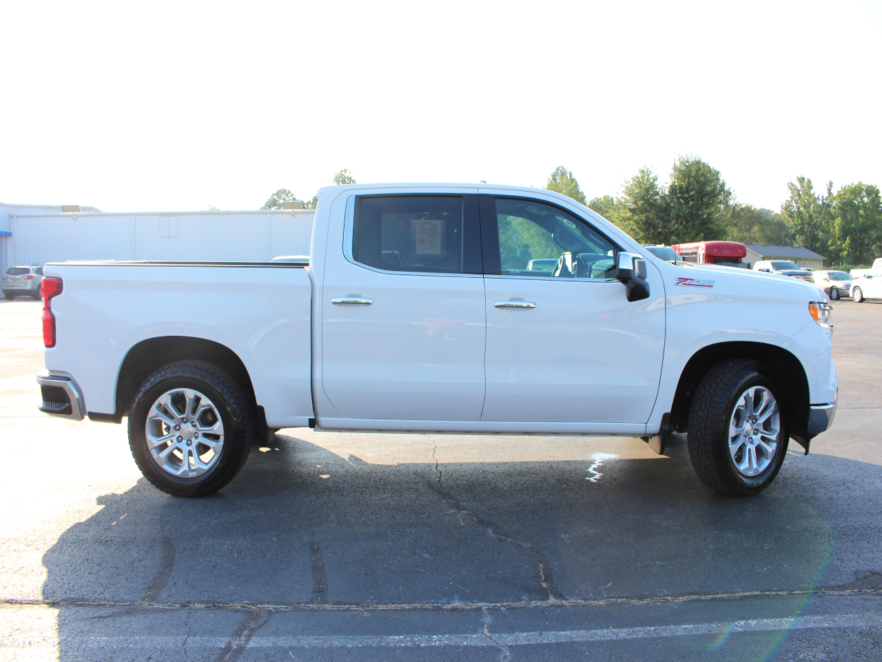 2023 Chevrolet Silverado 1500 LTZ - Photo 7