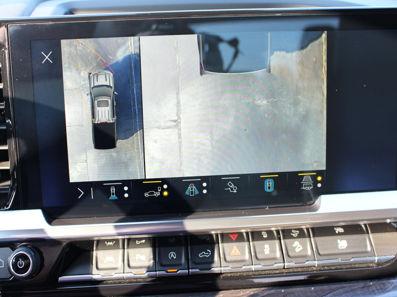2023 Chevrolet Silverado 1500 LTZ - Photo 36