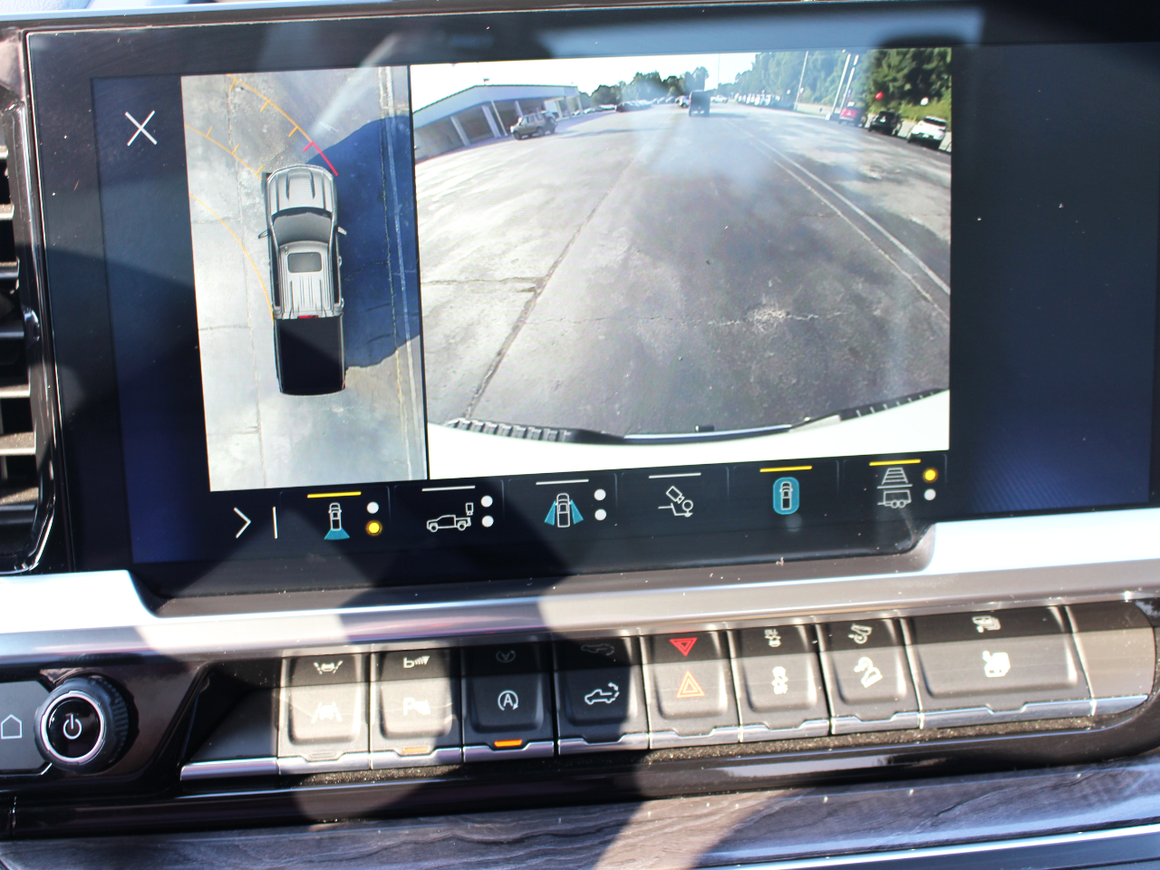 2023 Chevrolet Silverado 1500 LTZ - Photo 34