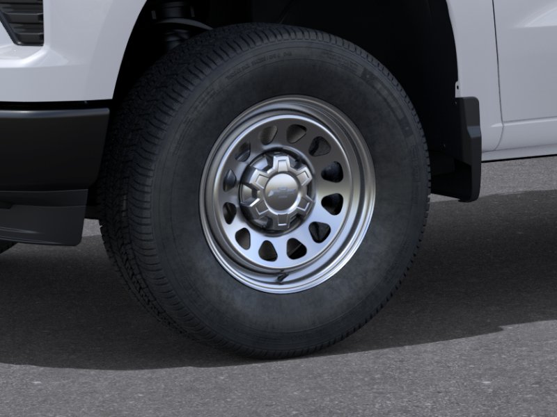 New 2026 Summit White Chevrolet WT image 9