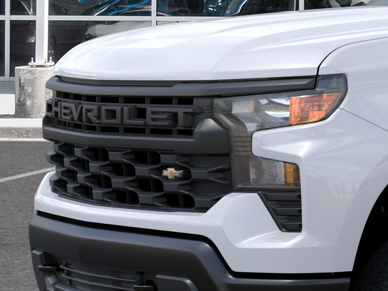 New 2026 Summit White Chevrolet WT image 39