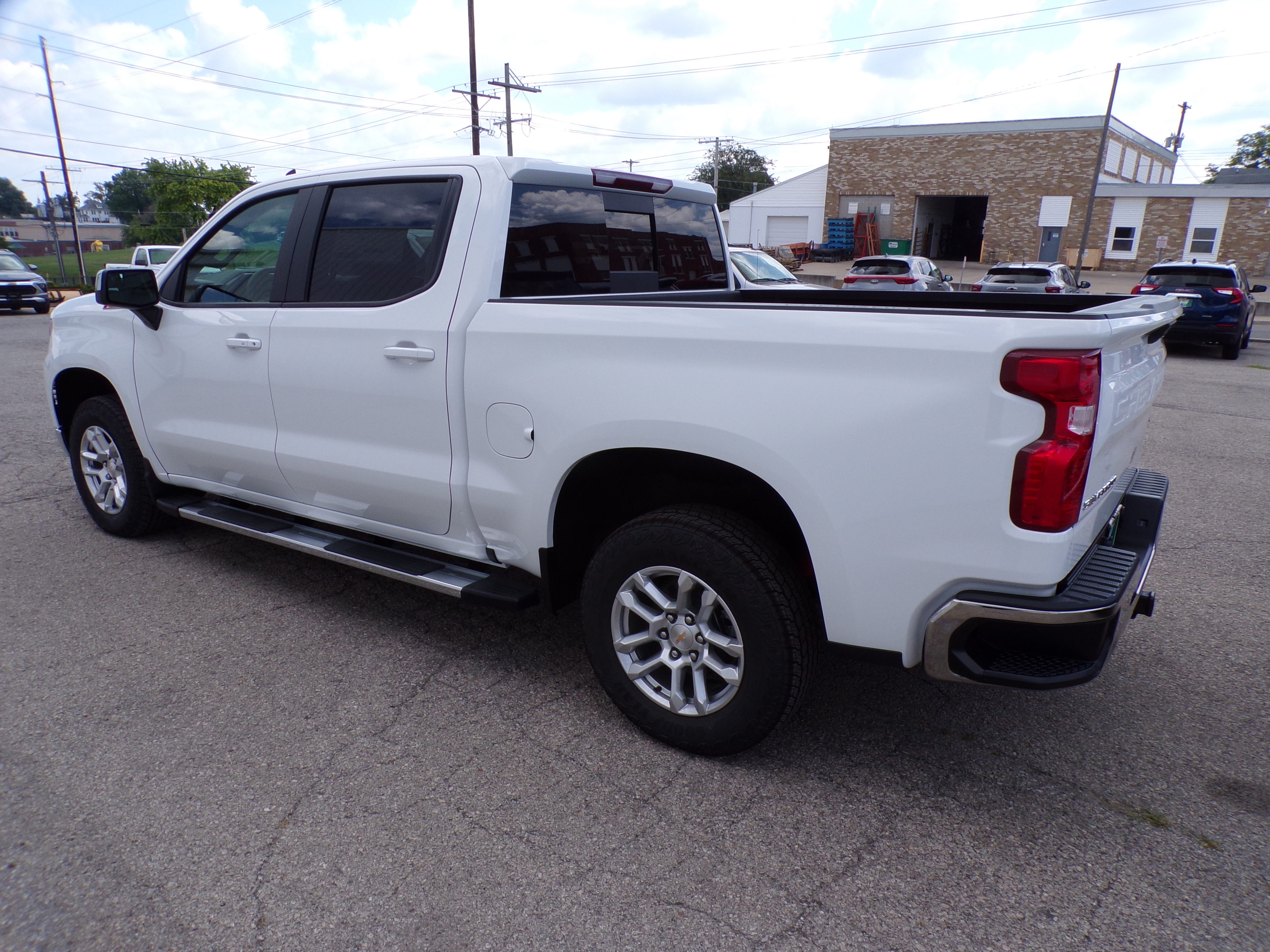 2026 Chevrolet Silverado 1500 LT - Photo 6