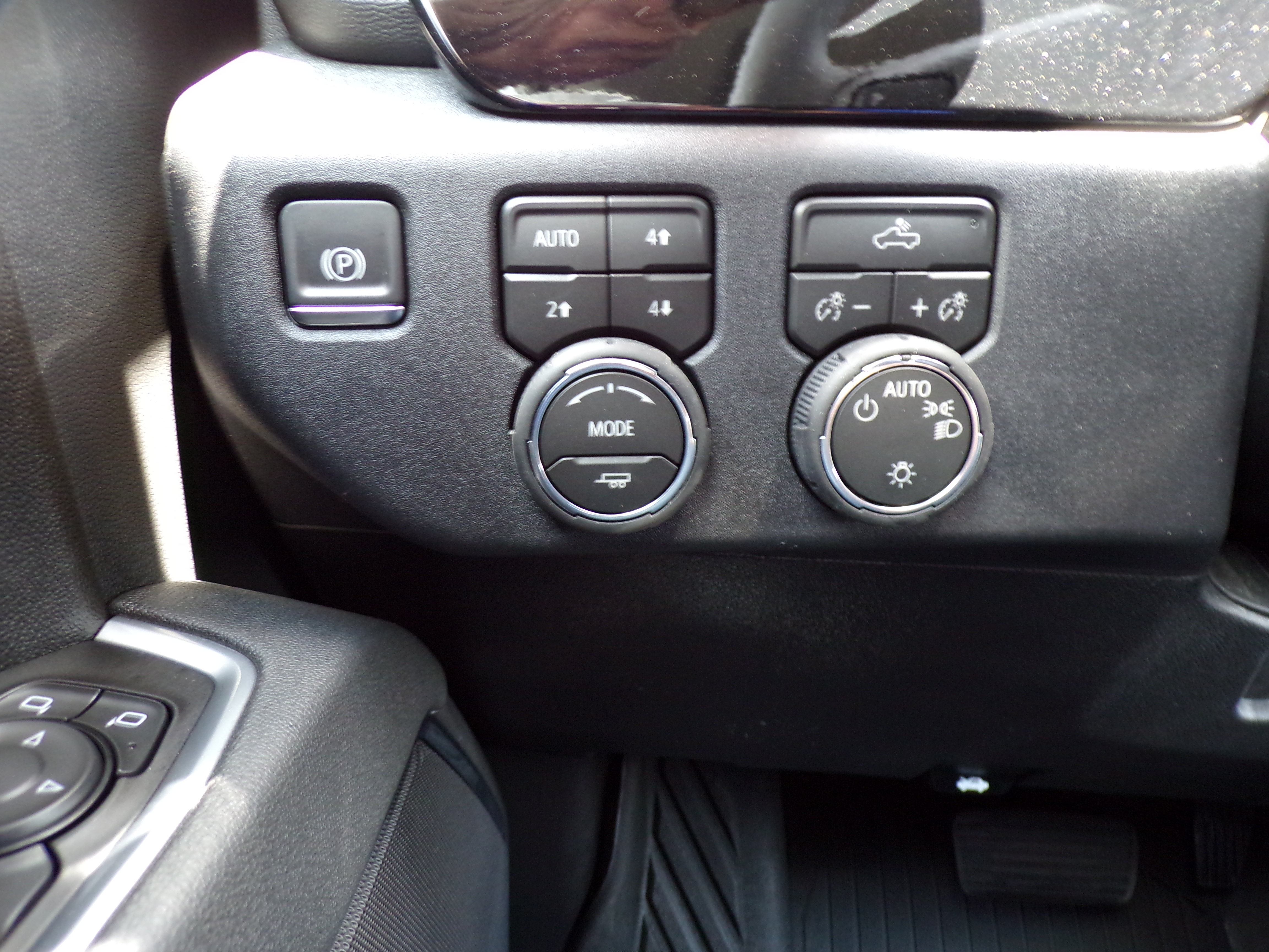 2026 Chevrolet Silverado 1500 LT - Photo 23