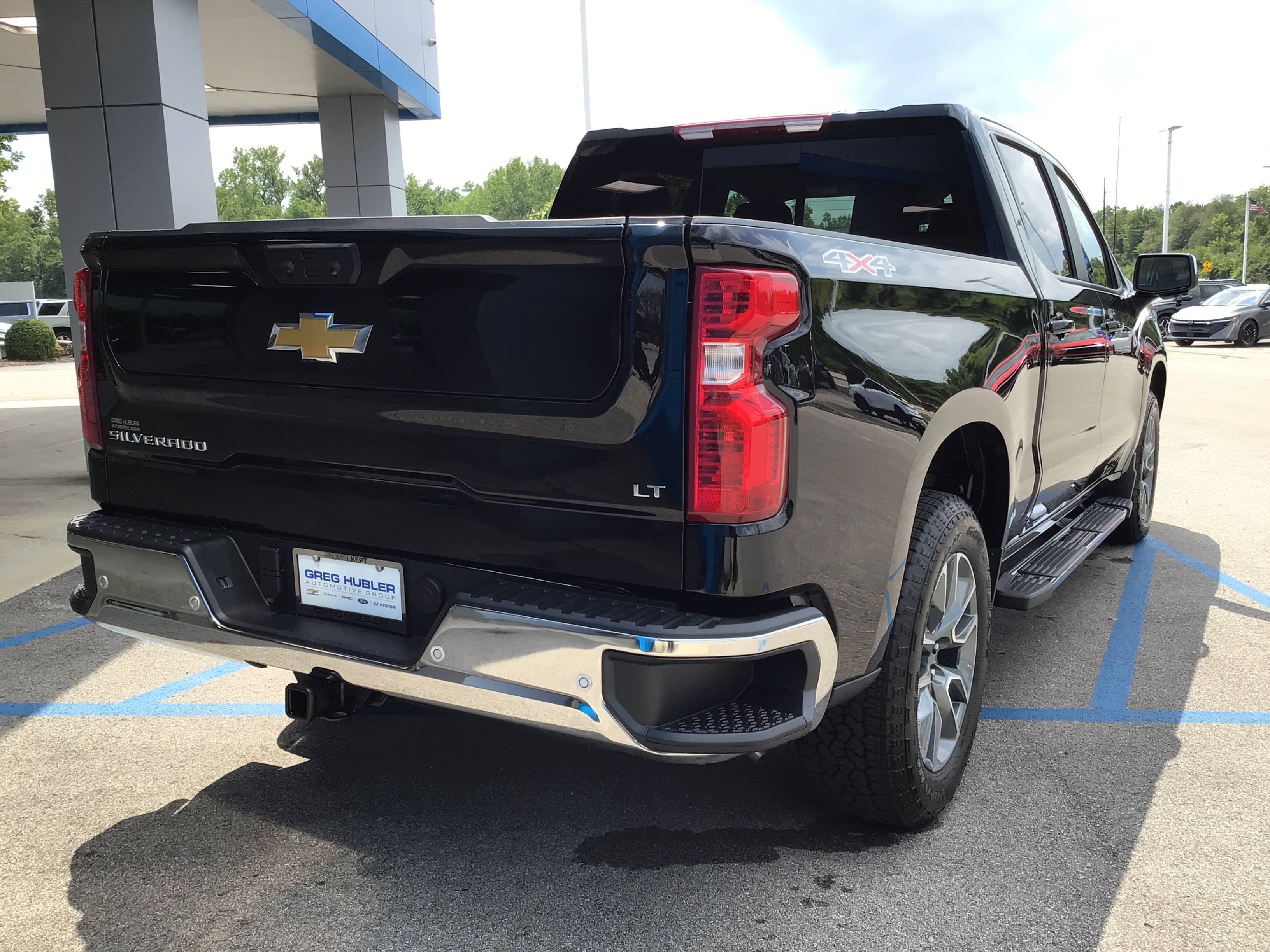 2026 Chevrolet Silverado 1500 LT - Photo 6