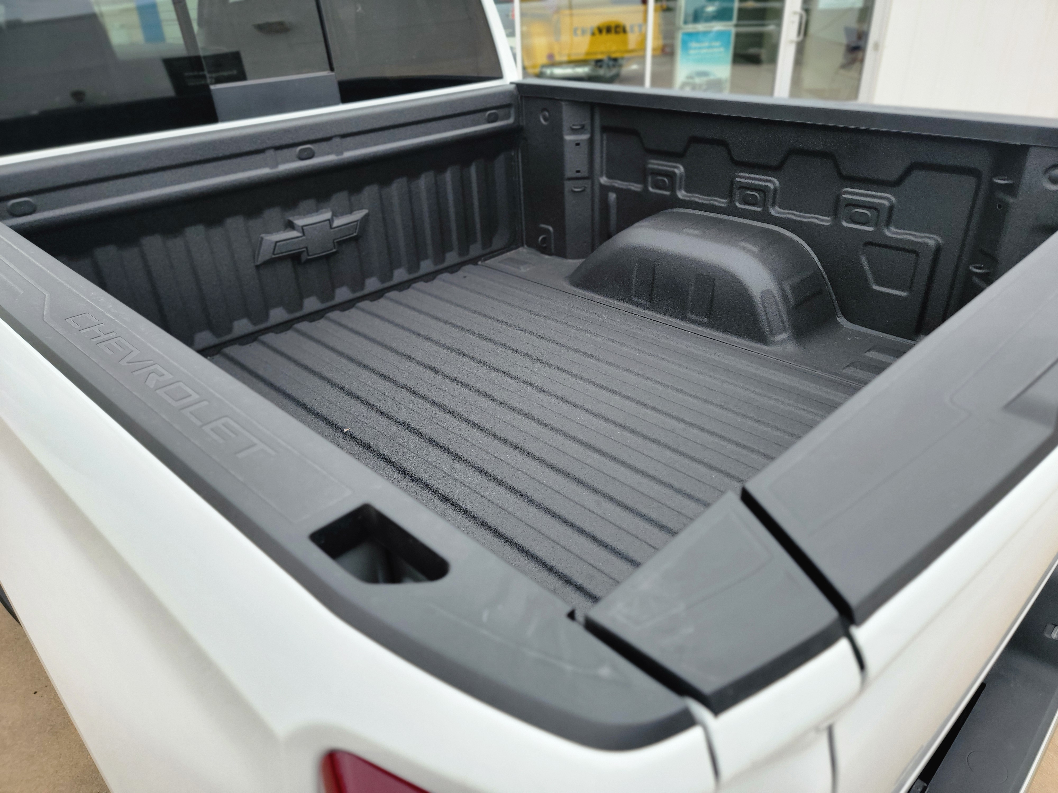 2026 Chevrolet Silverado 1500 LT - Photo 8