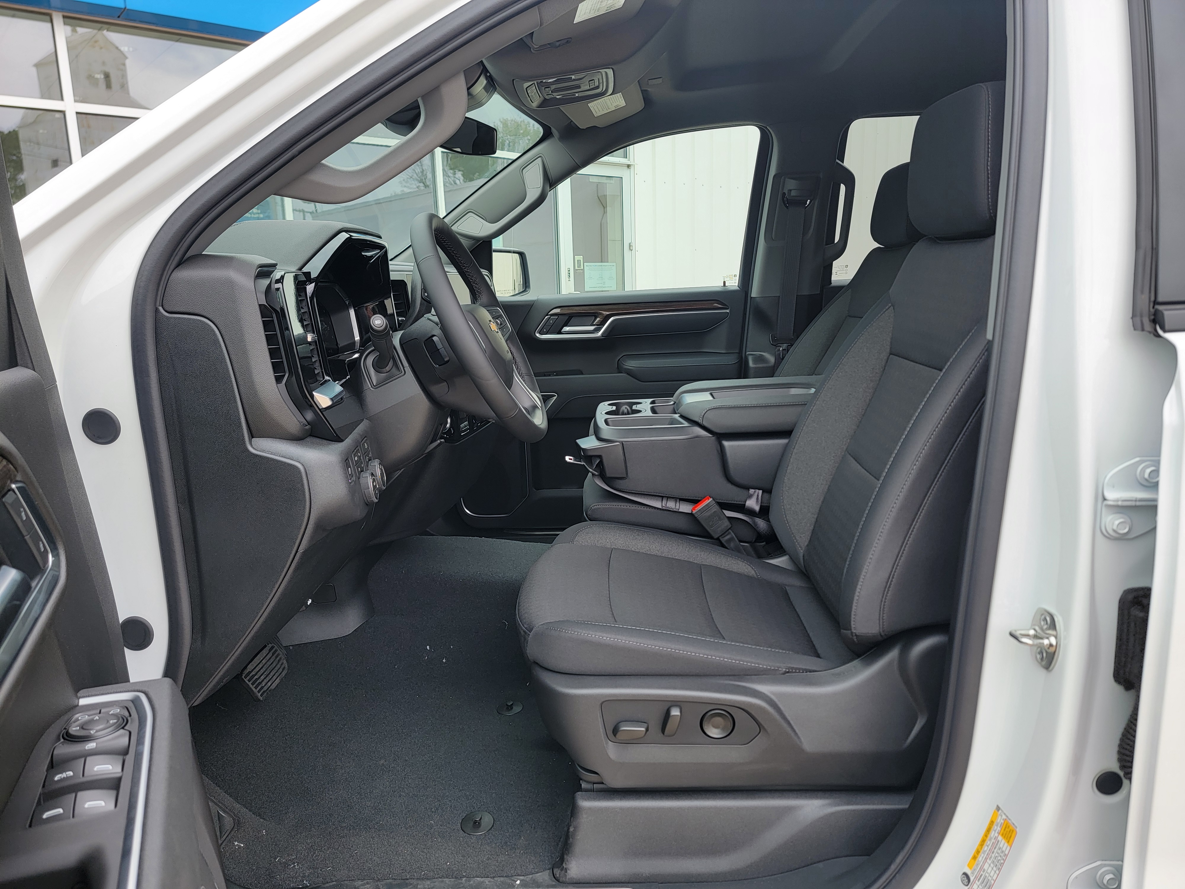 2026 Chevrolet Silverado 1500 LT - Photo 16