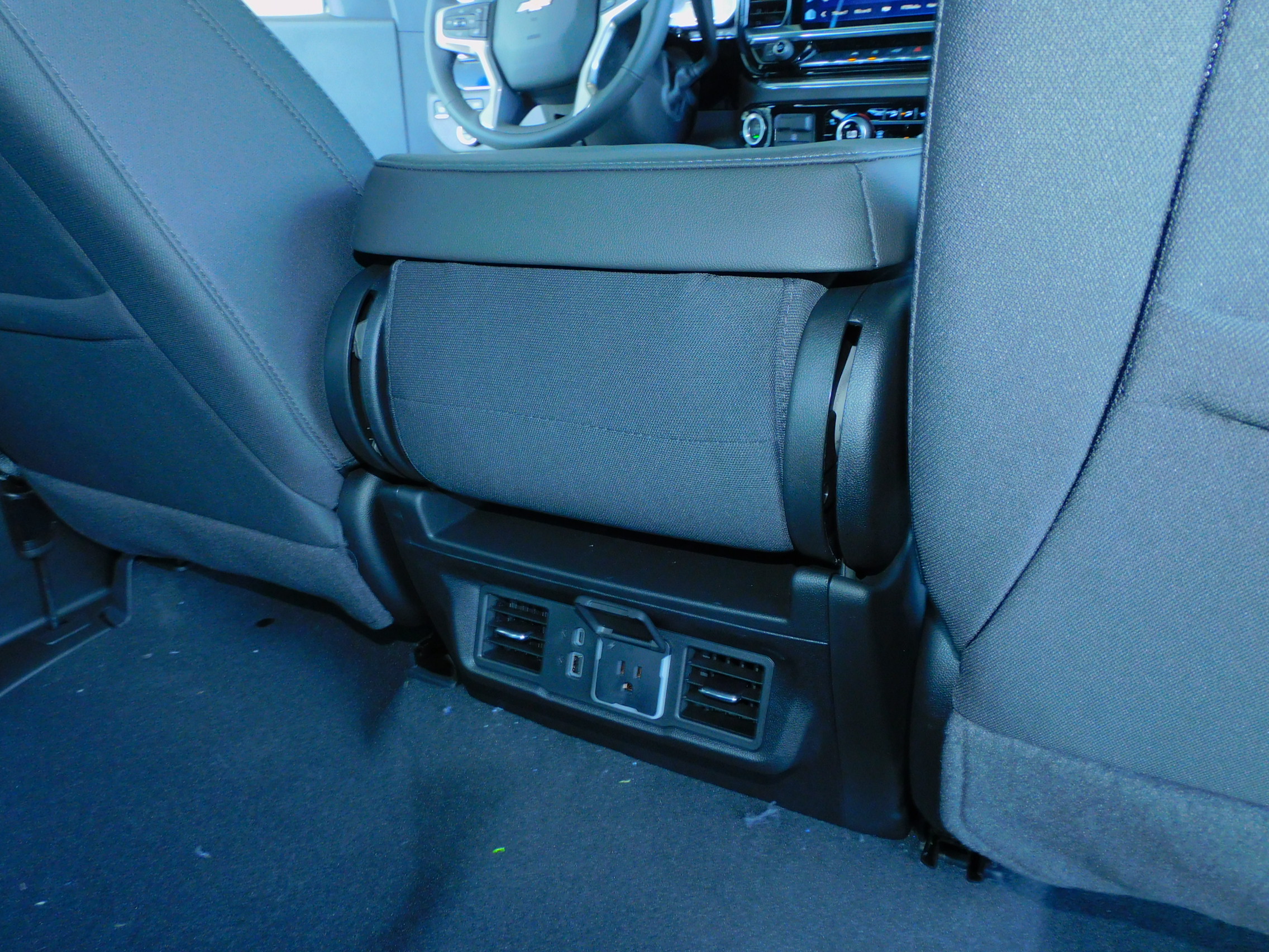 2025 Chevrolet Silverado 1500 LT photo 20