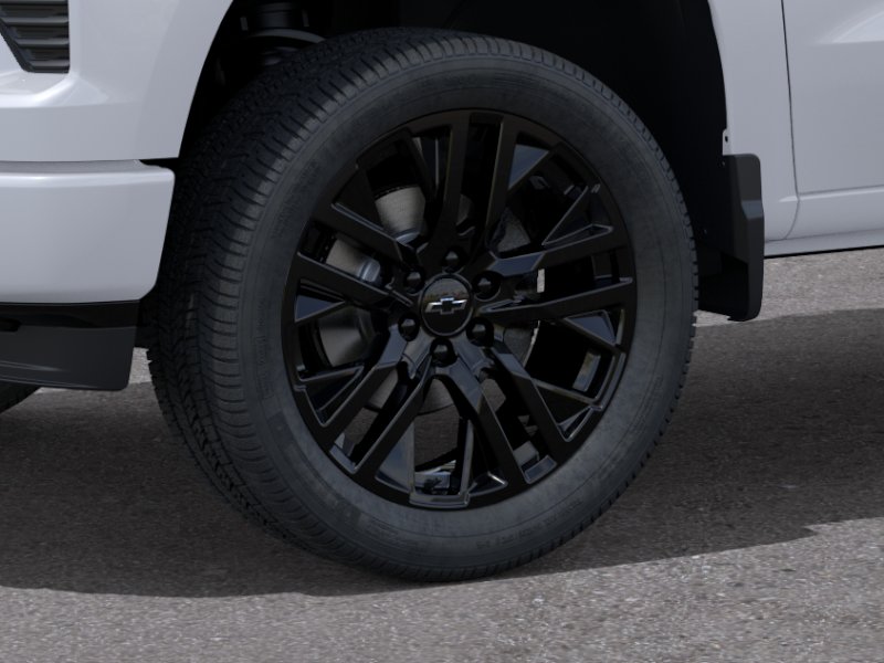New 2026 Summit White Chevrolet RST image 41