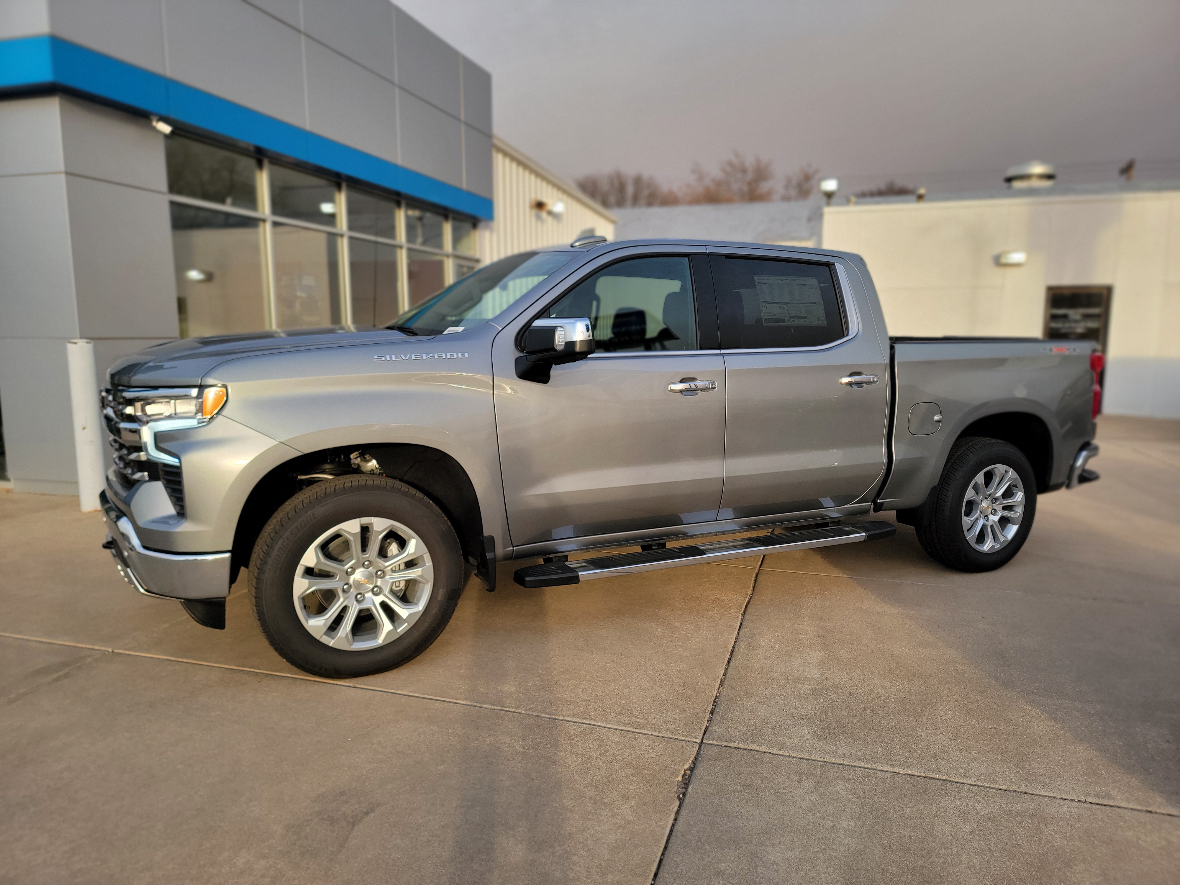 2026 Chevrolet Silverado 1500 LTZ - Photo 10