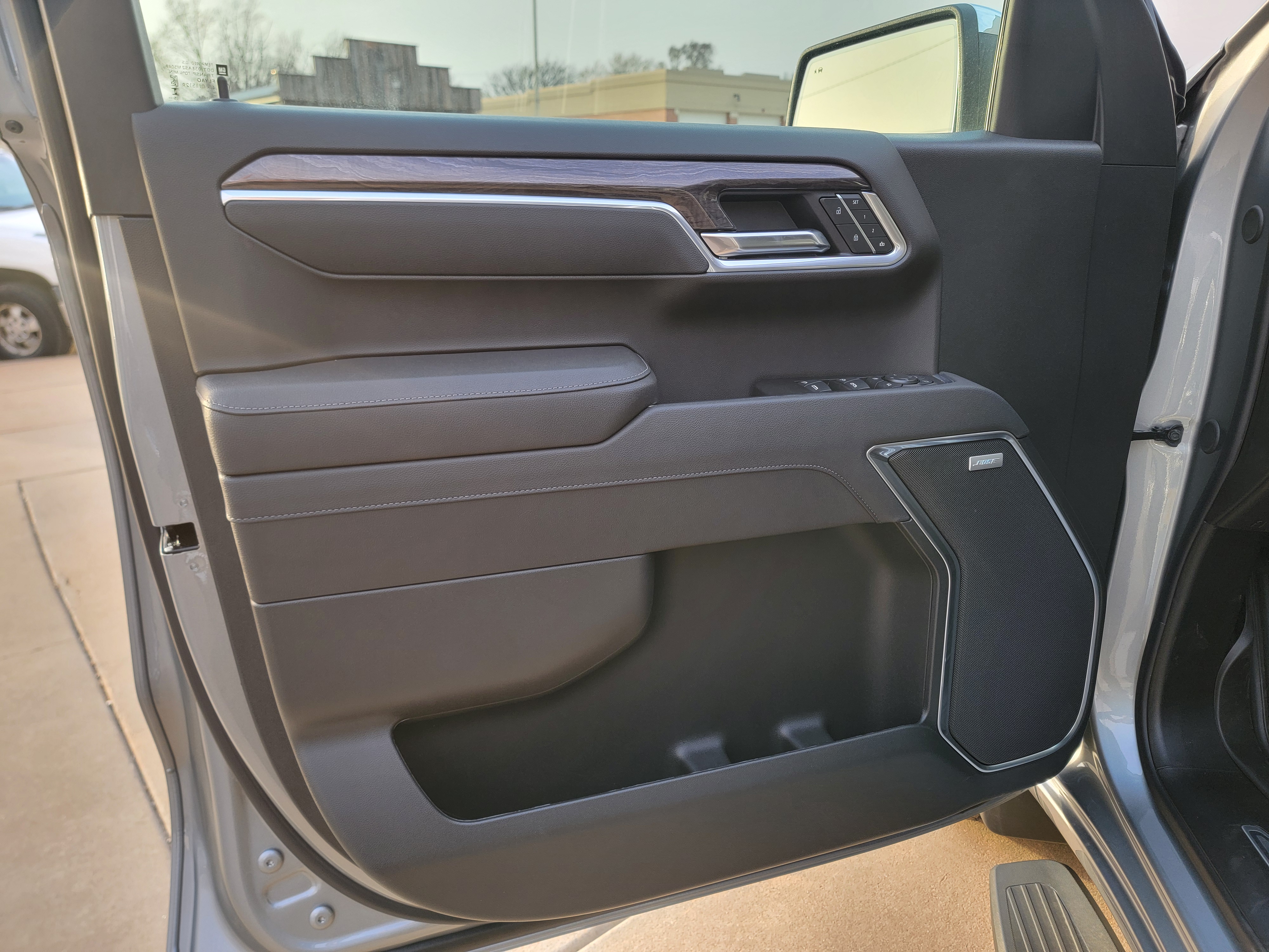 2026 Chevrolet Silverado 1500 LTZ - Photo 13