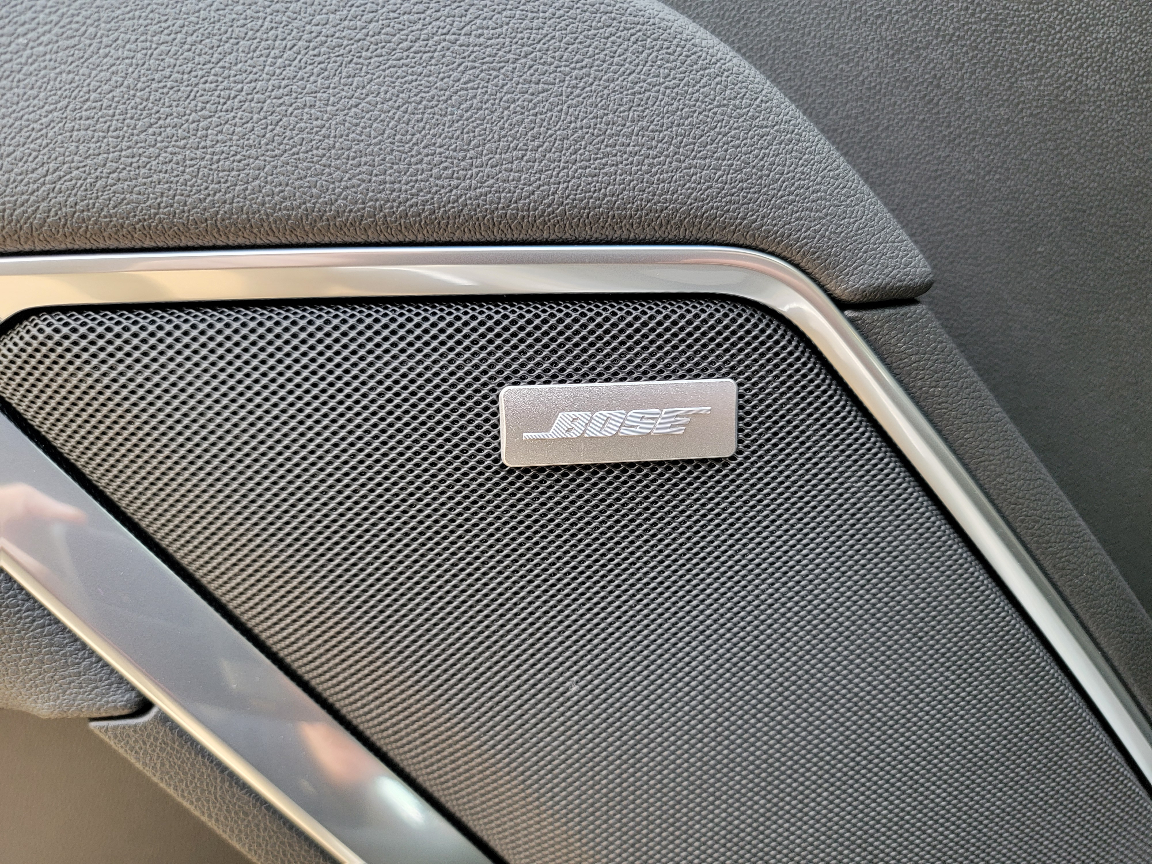 2026 Chevrolet Silverado 1500 LTZ - Photo 15