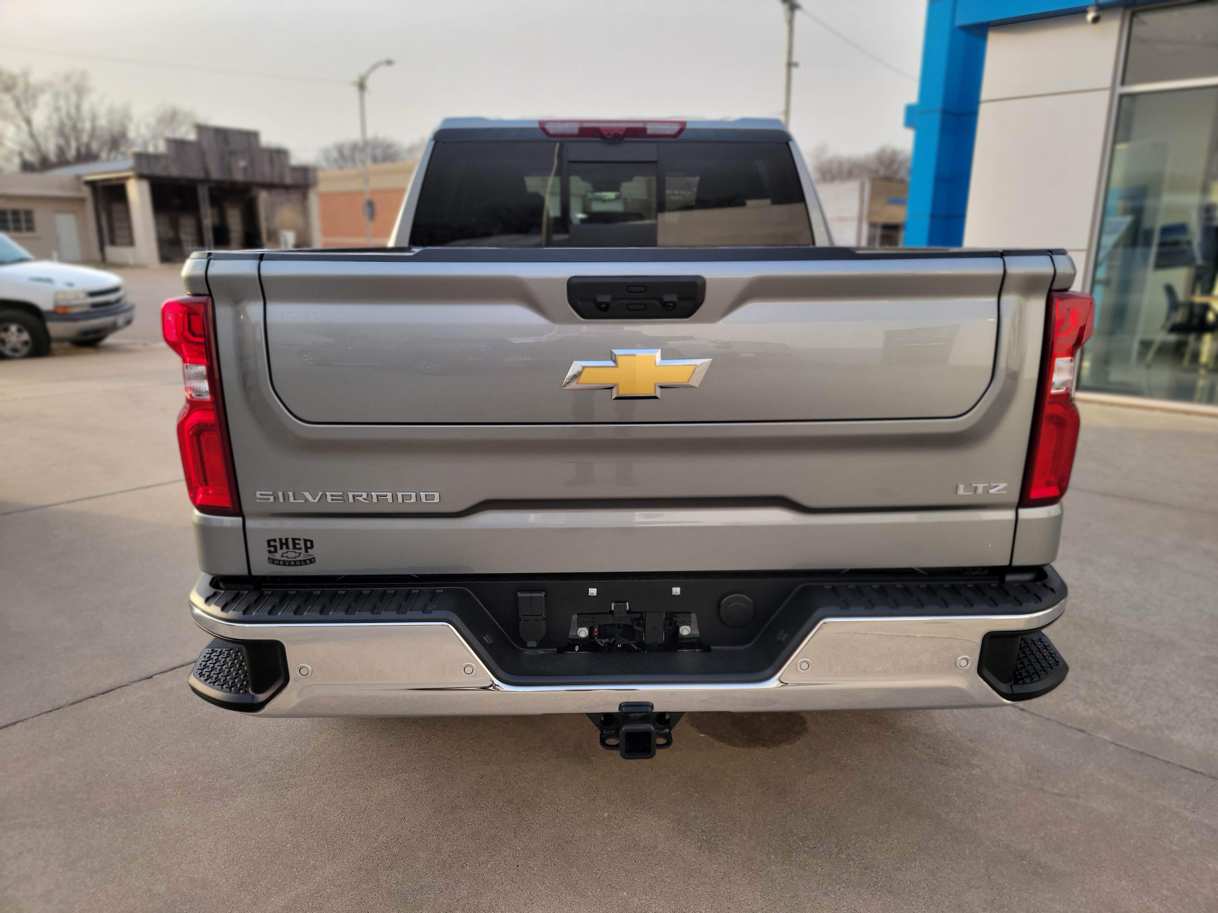 2026 Chevrolet Silverado 1500 LTZ - Photo 6