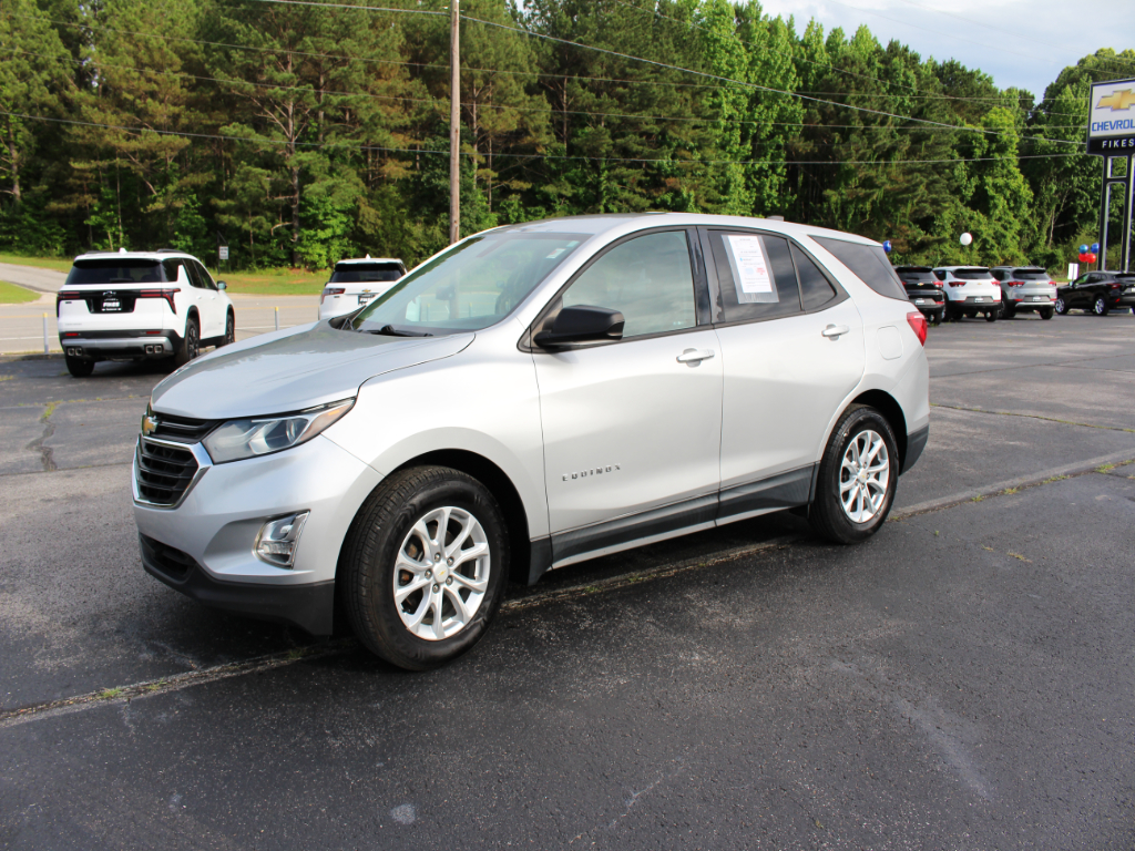 2018 Chevrolet Equinox LS's photo