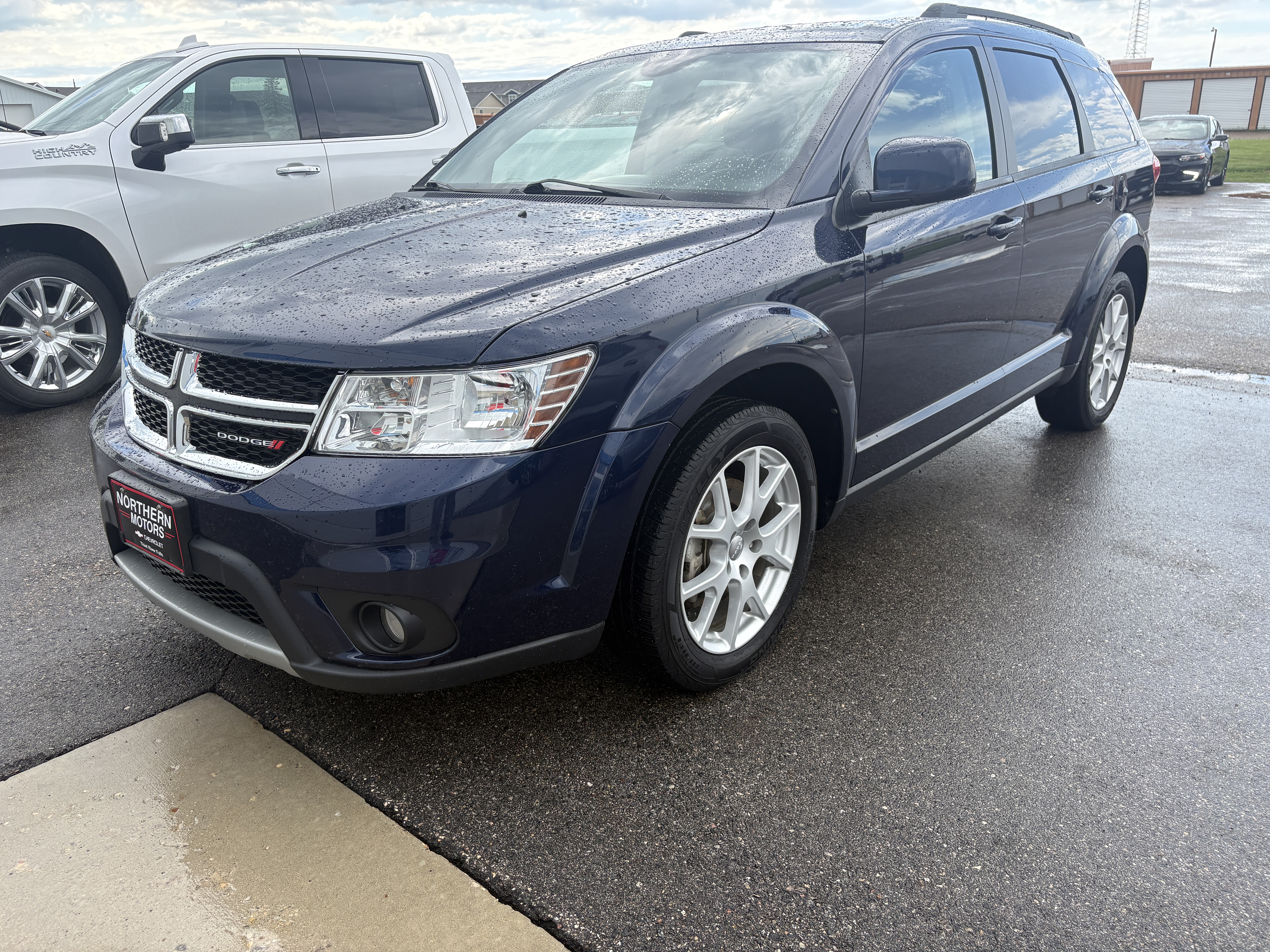 Used 2017 Dodge Journey SXT with VIN 3C4PDCBB1HT705973 for sale in Thief River Falls, Minnesota