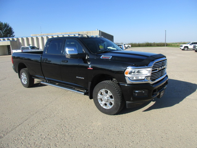 2023 RAM Ram 3500 Pickup Laramie's photo