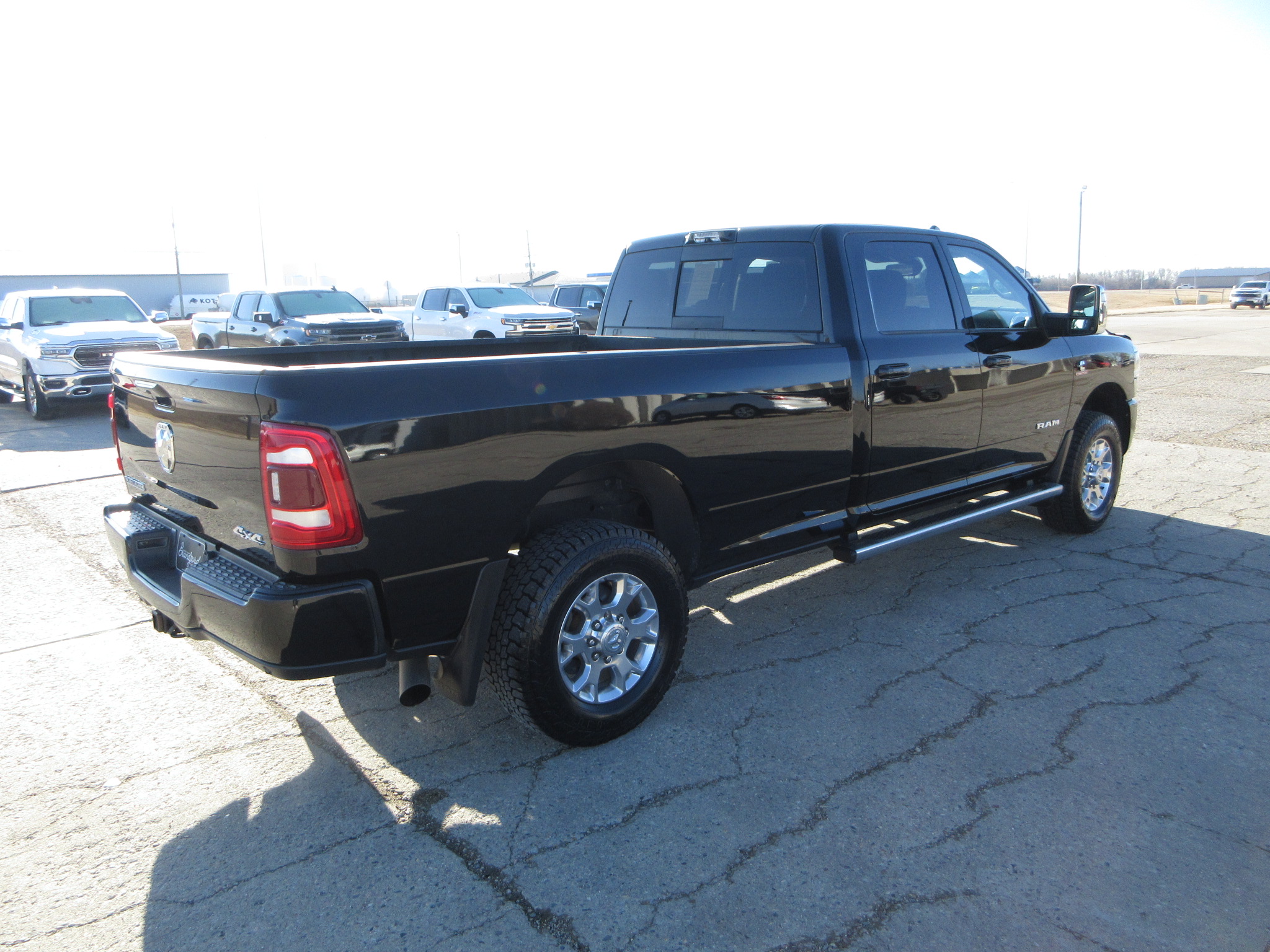 2023 RAM Ram 3500 Pickup Laramie - Photo 8