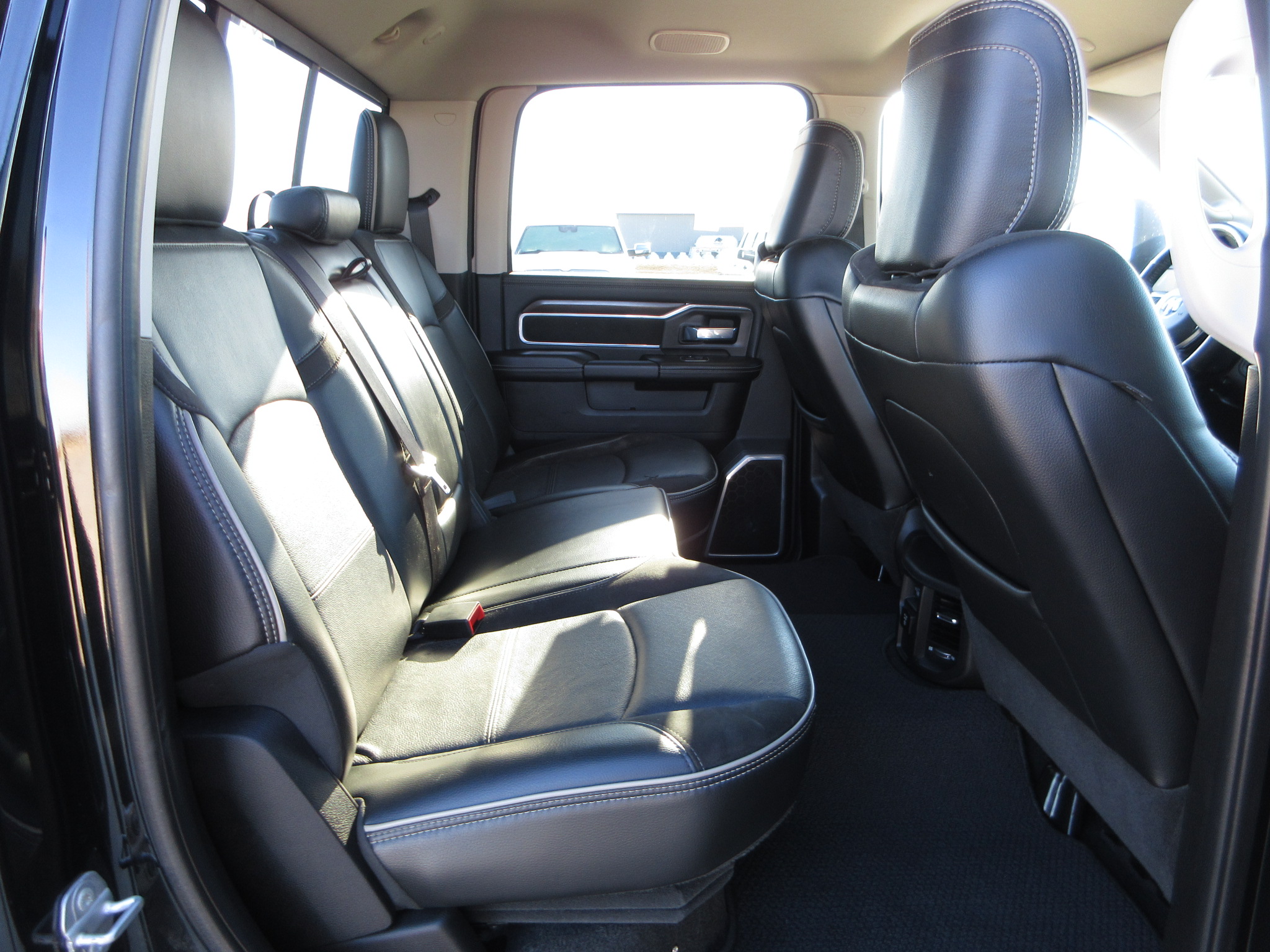2023 RAM Ram 3500 Pickup Laramie - Photo 25