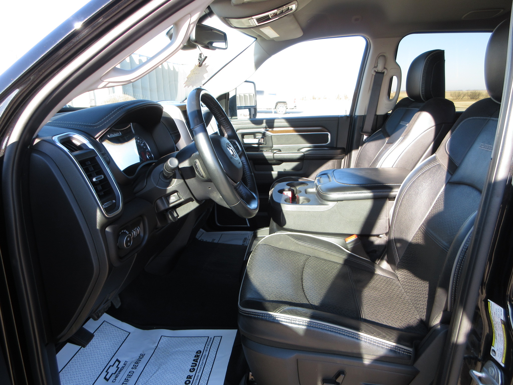 2023 RAM Ram 3500 Pickup Laramie - Photo 22