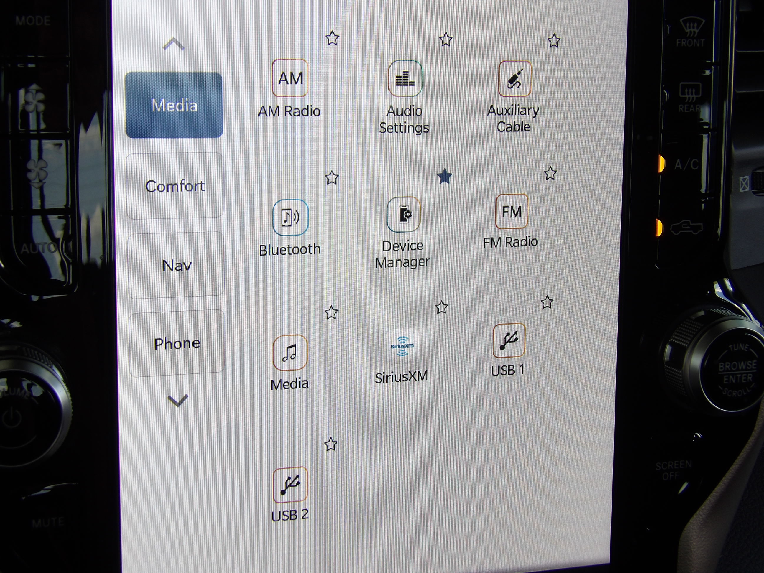 View vehicle photo 7