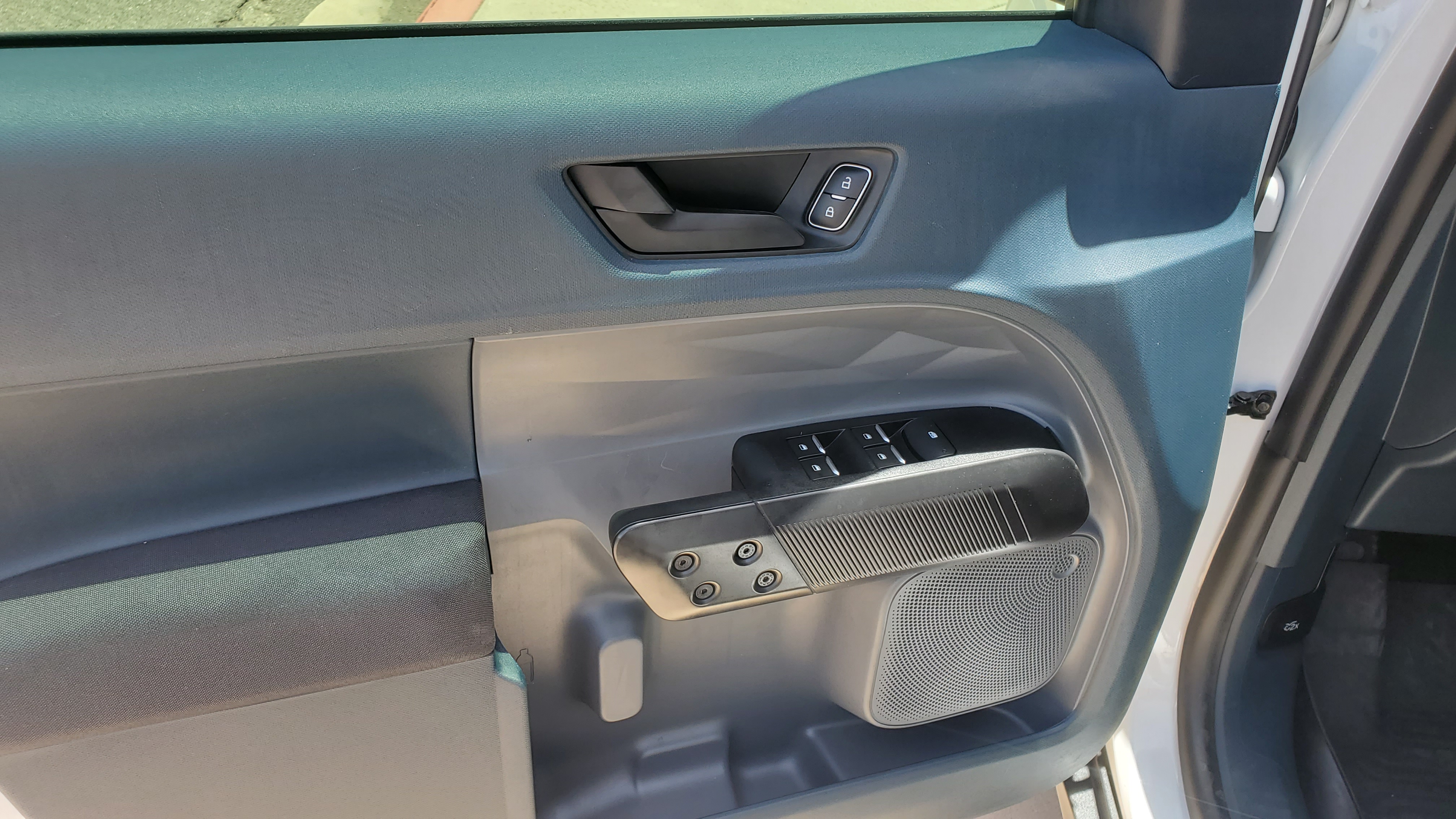 2022 Ford Maverick XL - Photo 10